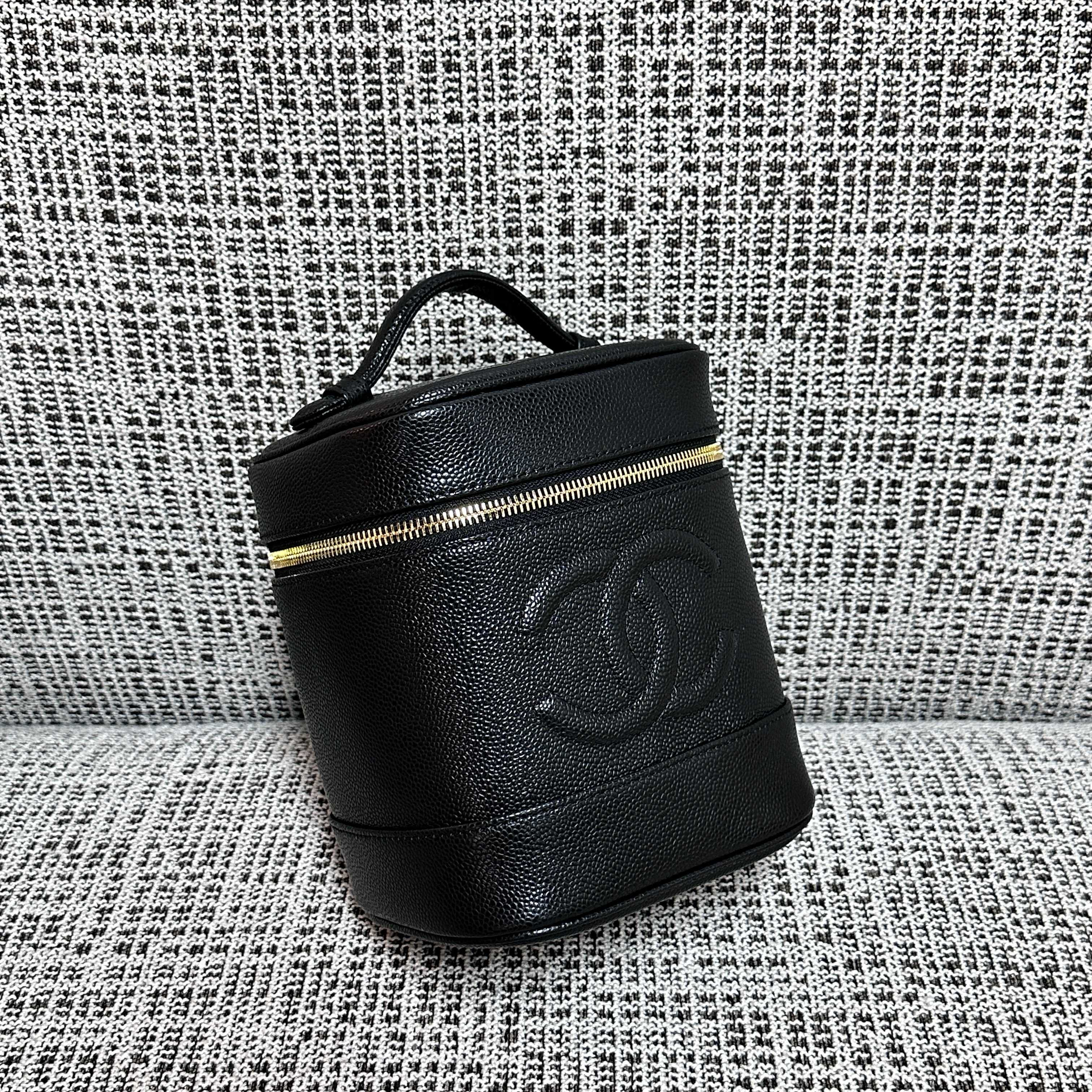 Ch*el vanity bag 17.5x13x17cm