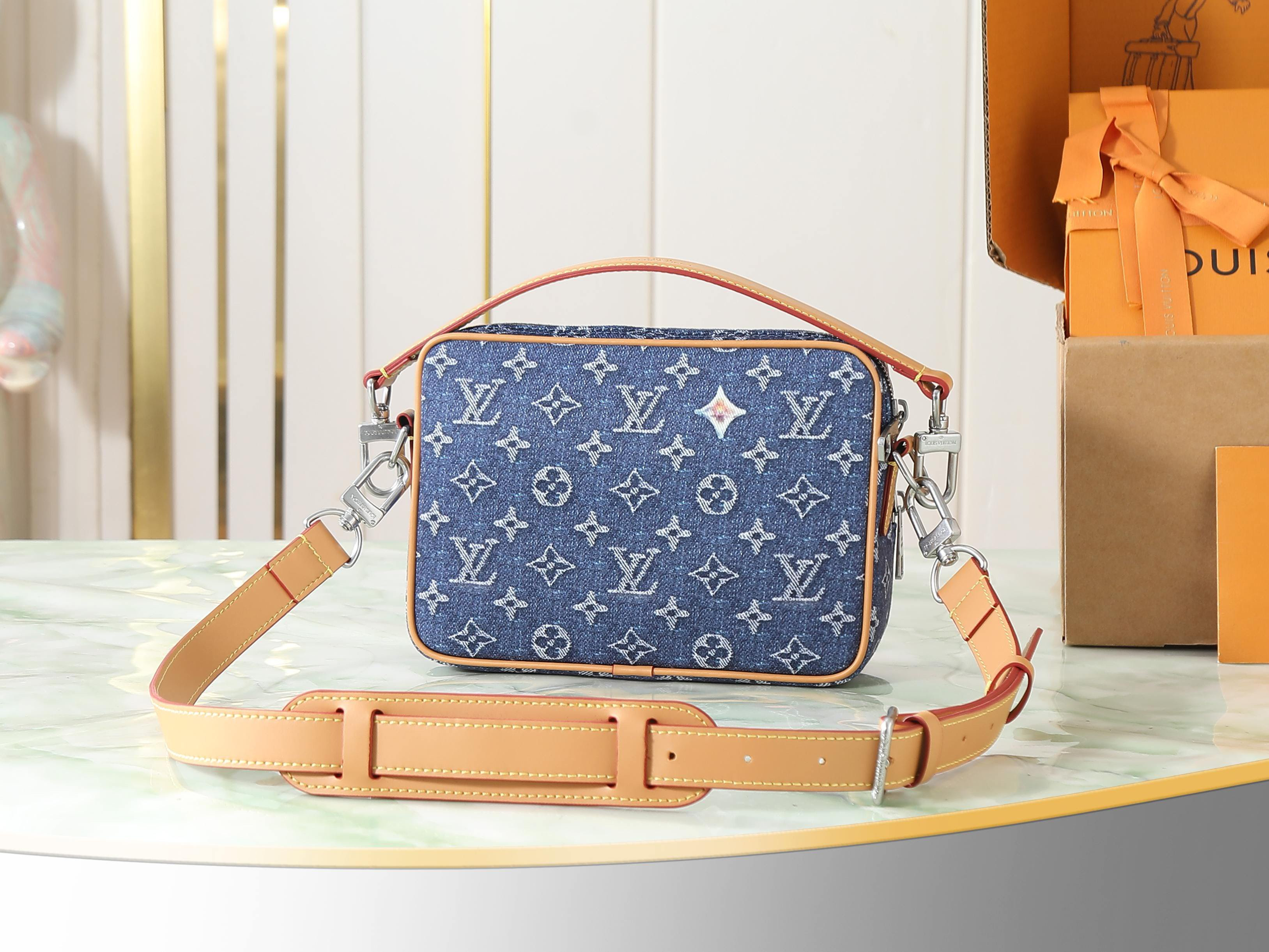 LV Nil M27553 28 x 17.5 x 11 cm