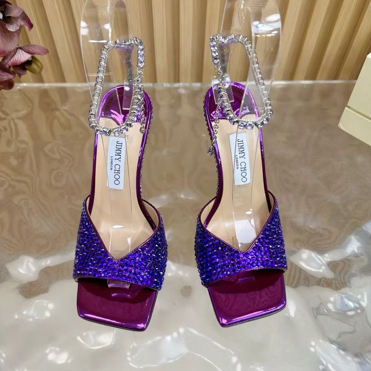 UA Ji*y Ch* Pumps
