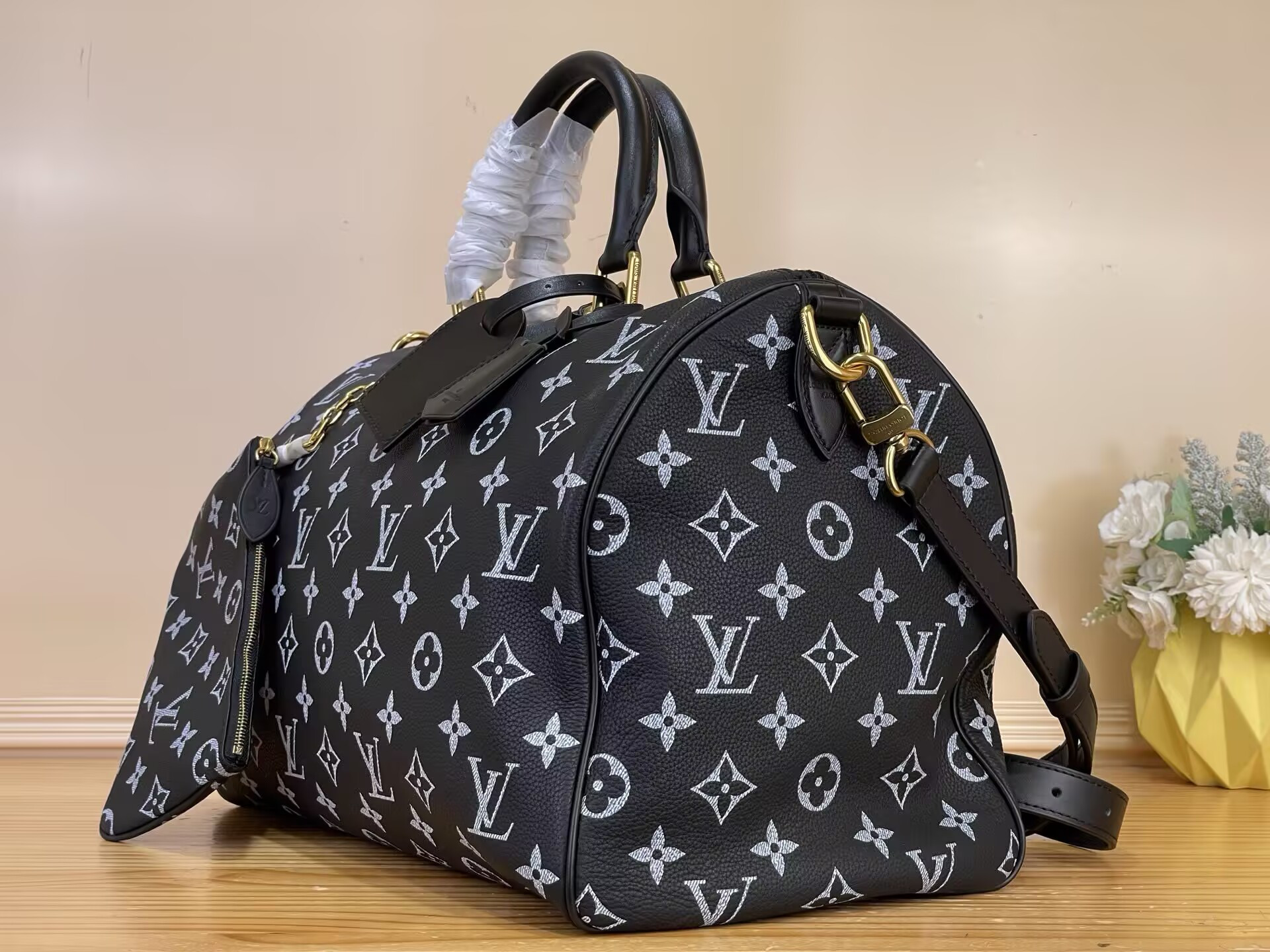 LV Speedy P9 Bandoulière 40 M2A709 40 x 26 x23cm