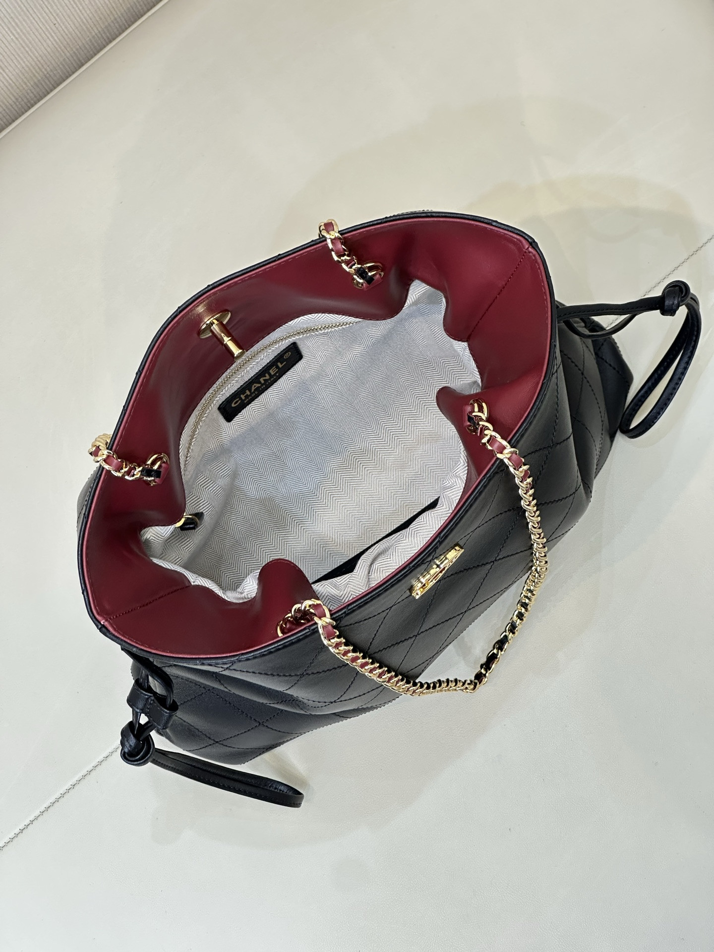 Ch*el small tote bag as6495 25x30x12cm