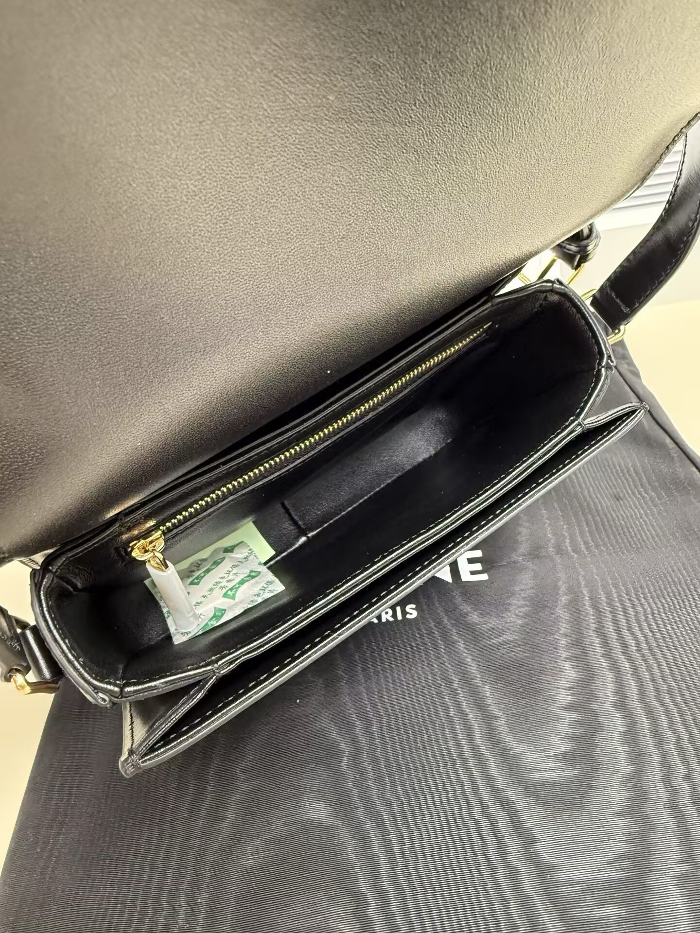Ce**e teen triomphe enamel lock handbag 18.5x13.5x7cm