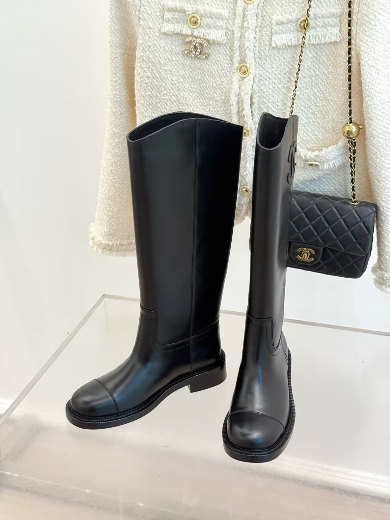 ua Ch*el boot