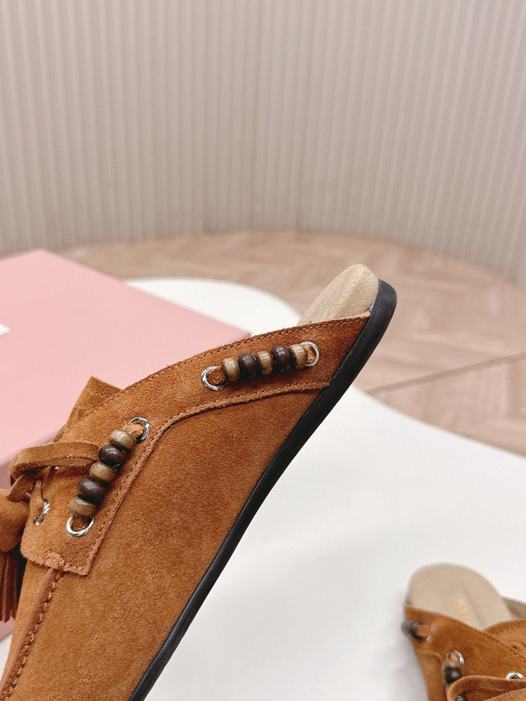 ua M1v M1v tassel mules
