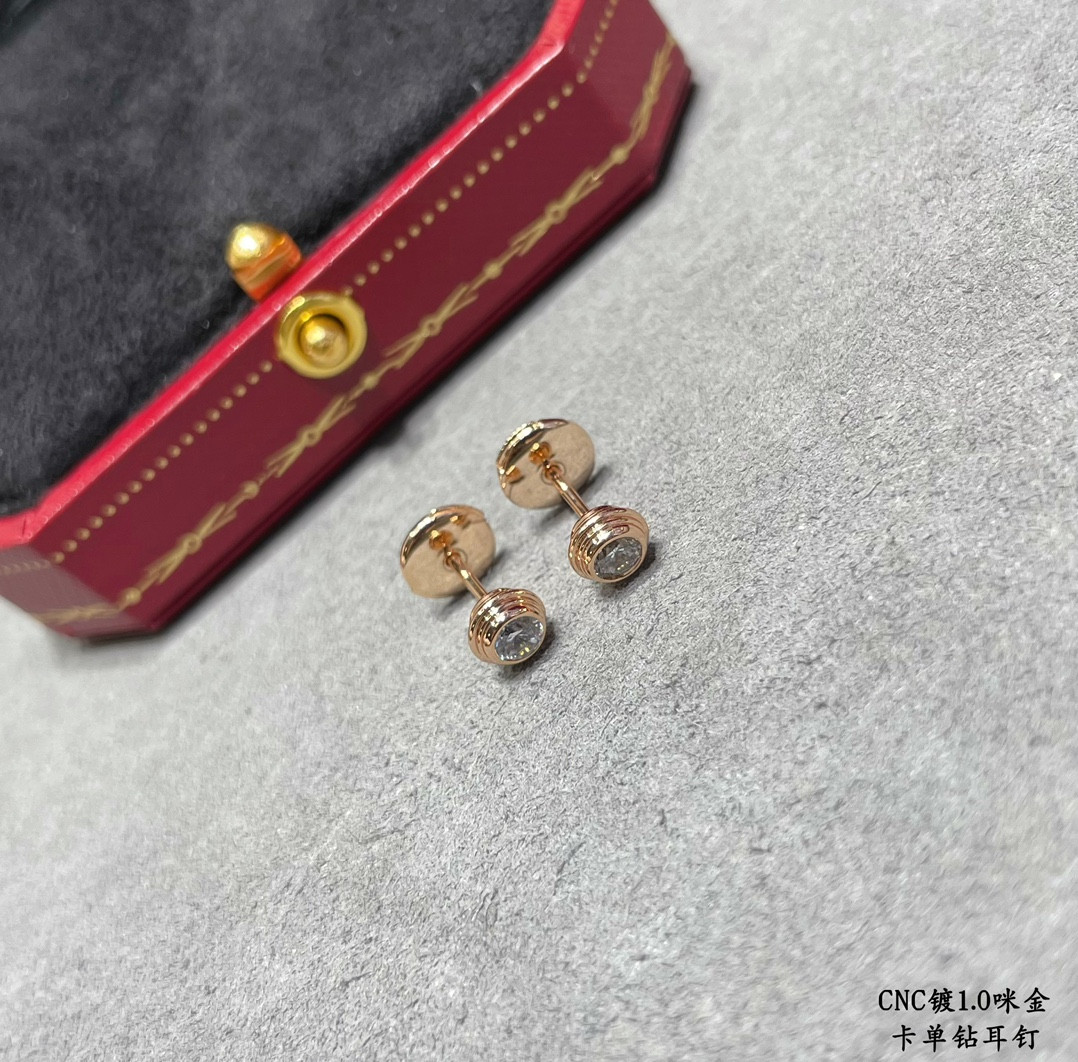 Ca*t*er Single diamond stud Earrings