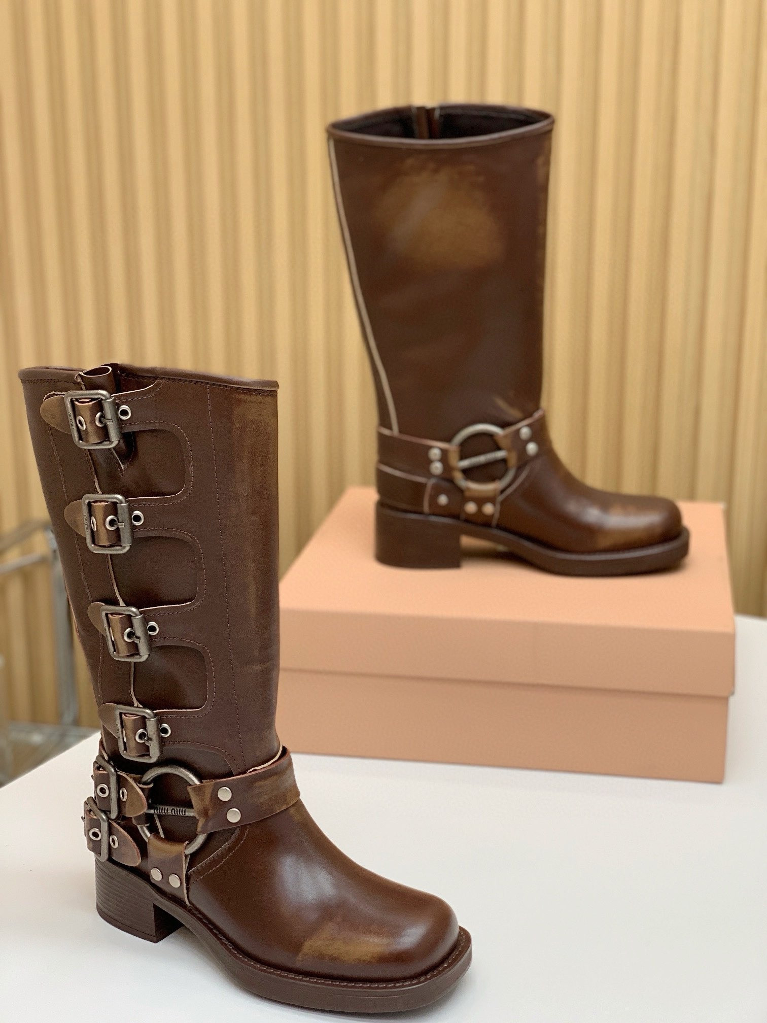 ua M1v M1v leather boots