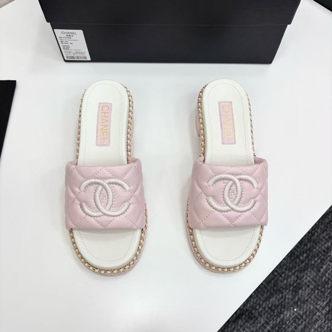UA Ch*el Slides