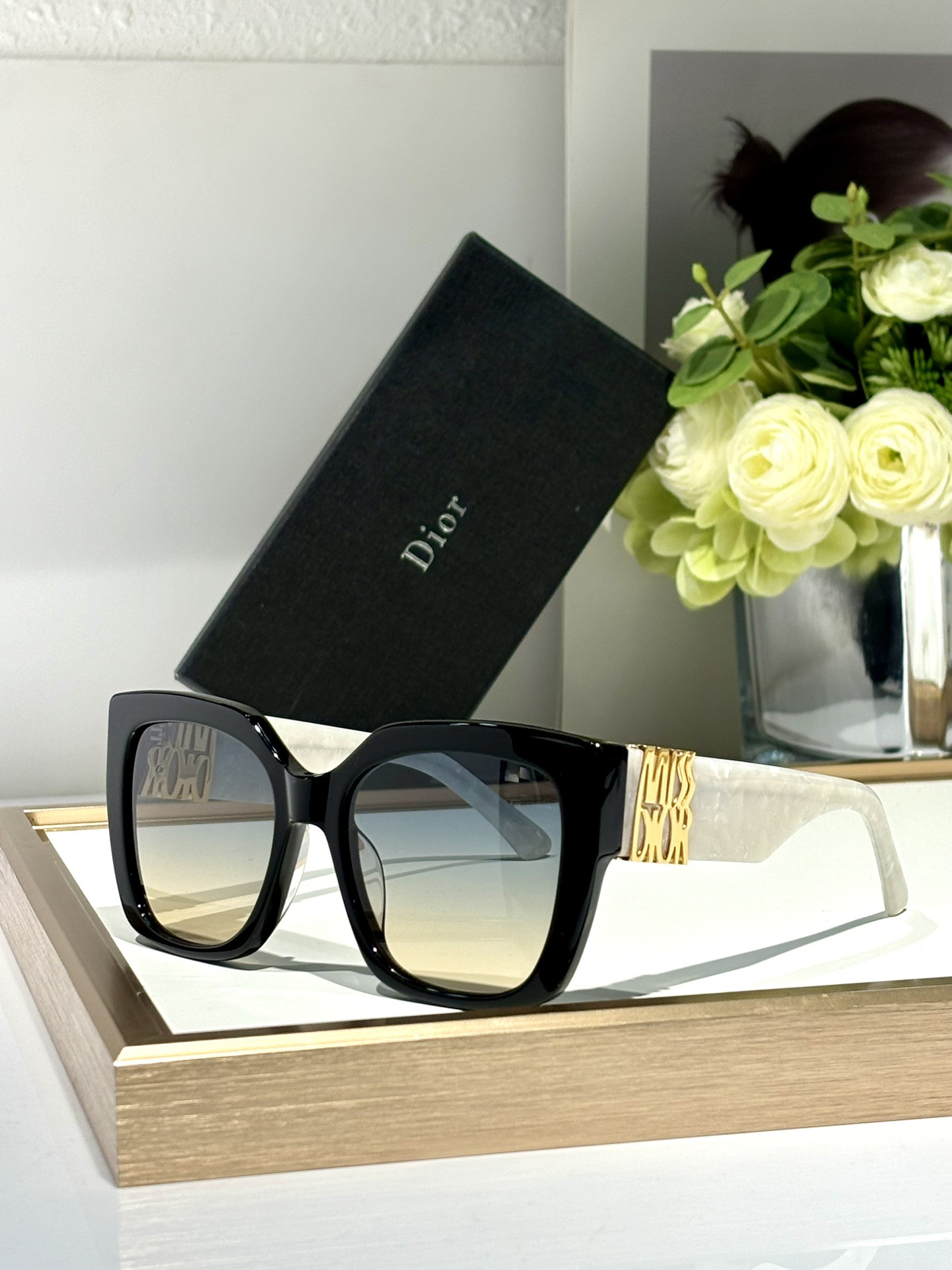 D*0r Glasses