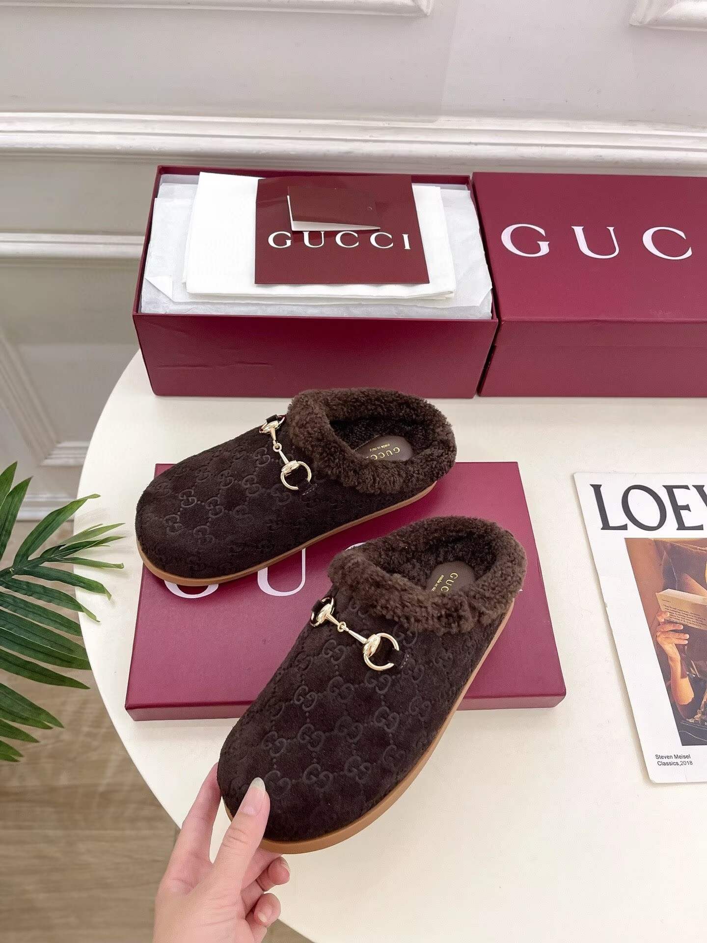 ua G*u*i mules