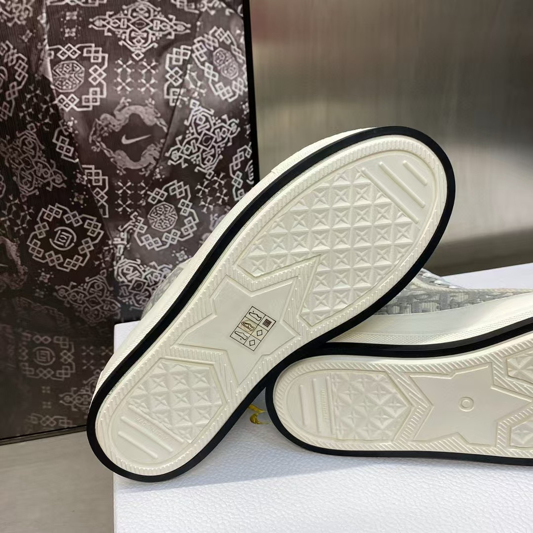 UA D*0r Sneaker