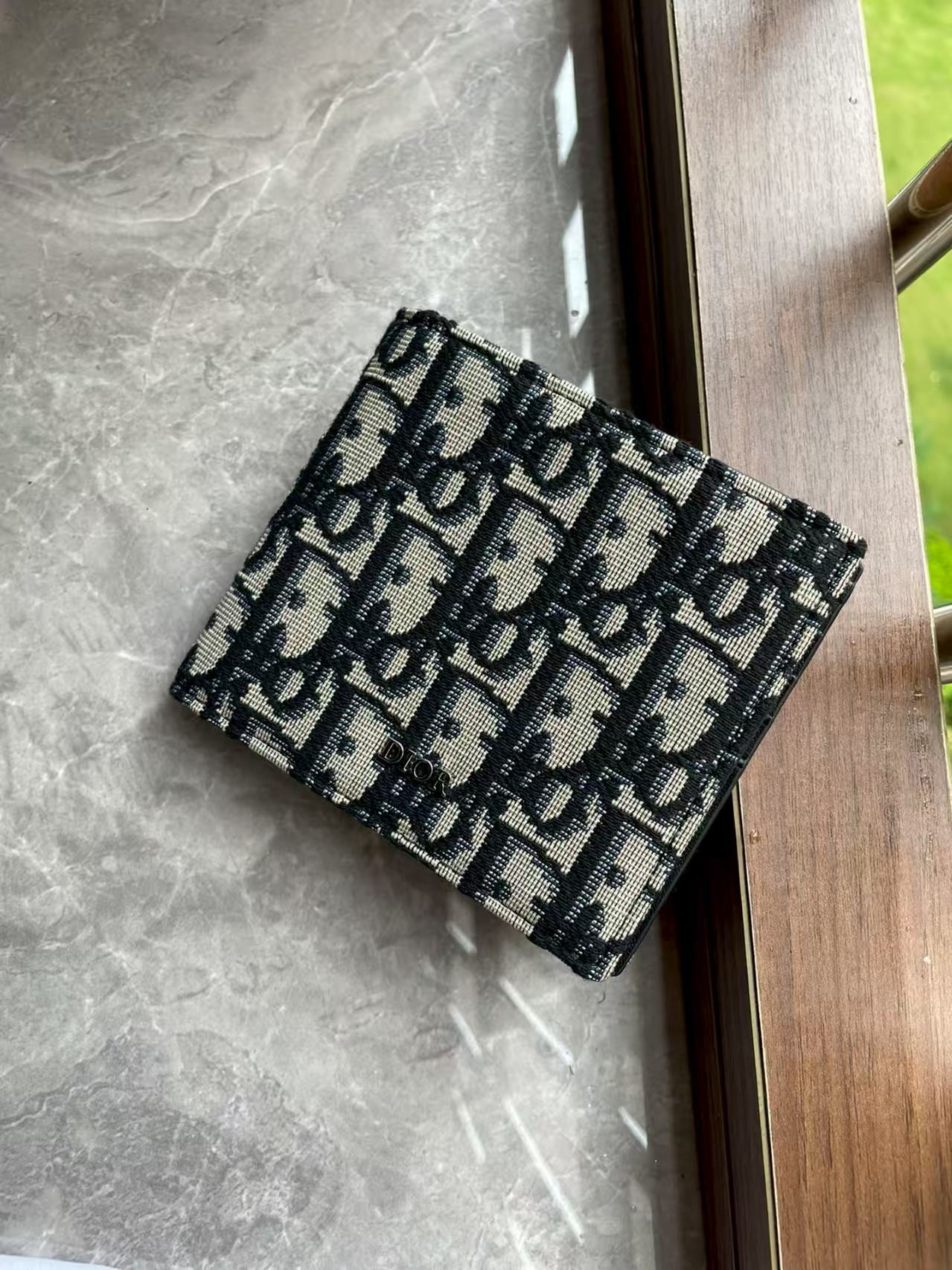 D*0r Wallet Card Holder