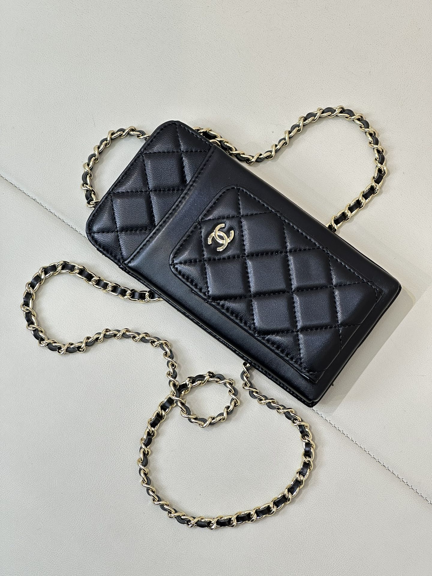 Ch*el phone bag 18x9x3cm