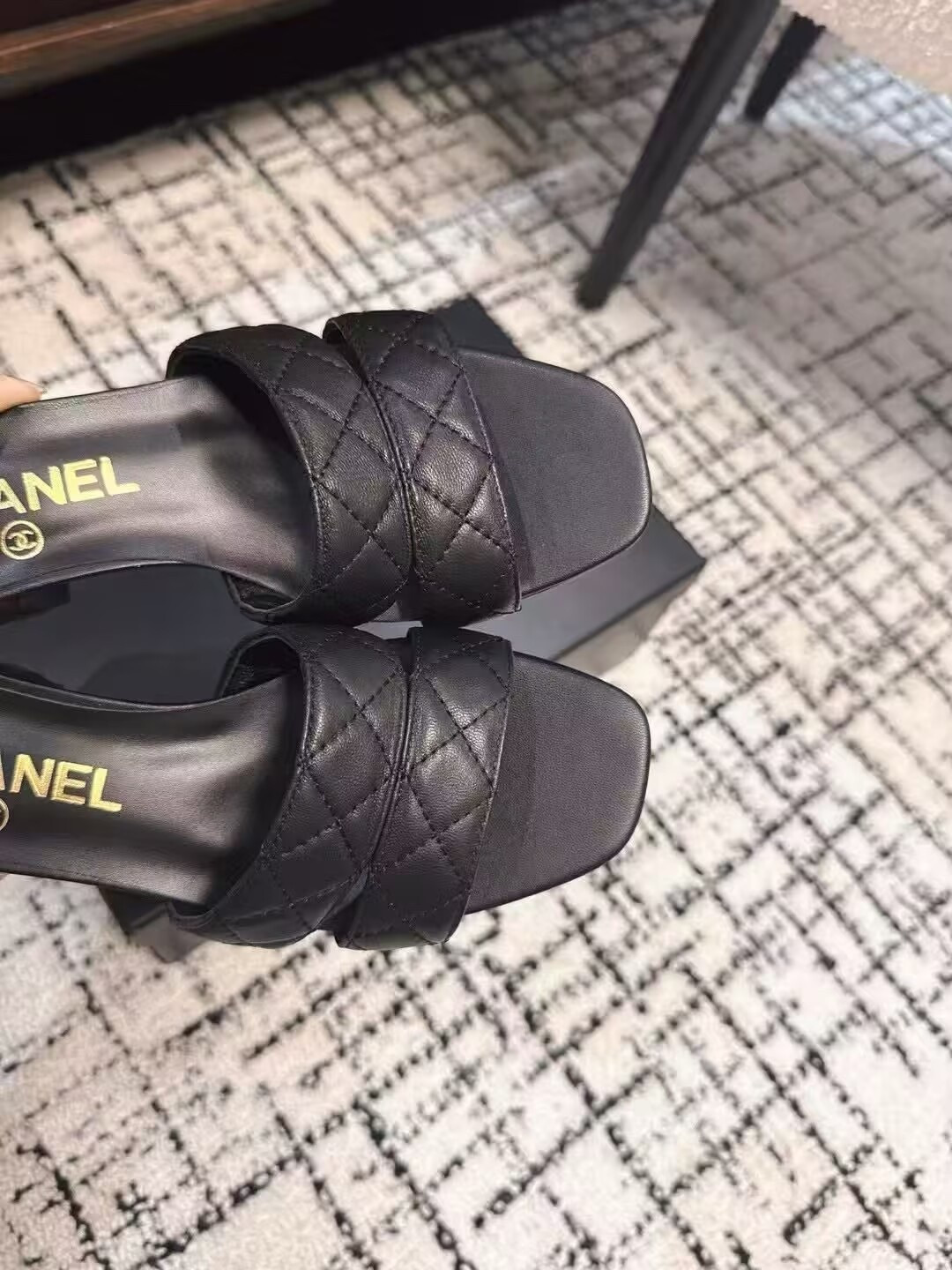UA Ch*el mules