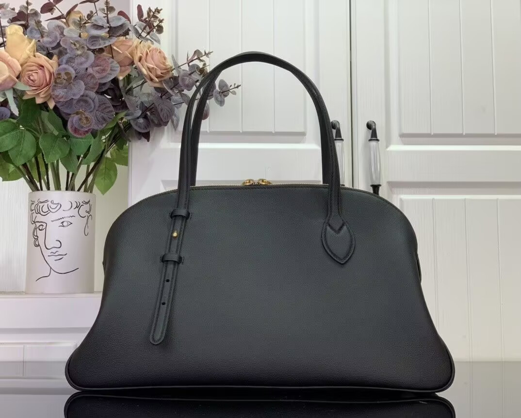 LV Low Key Duffle Tote M26257 43.5x26.5x14.5cm