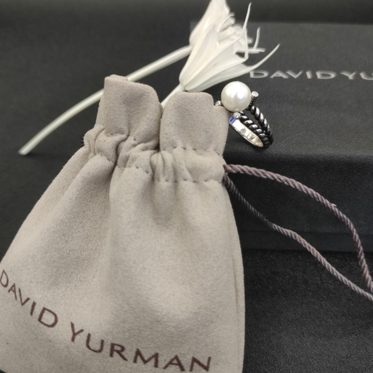 dau1d Yvrm*n four claw peal ring