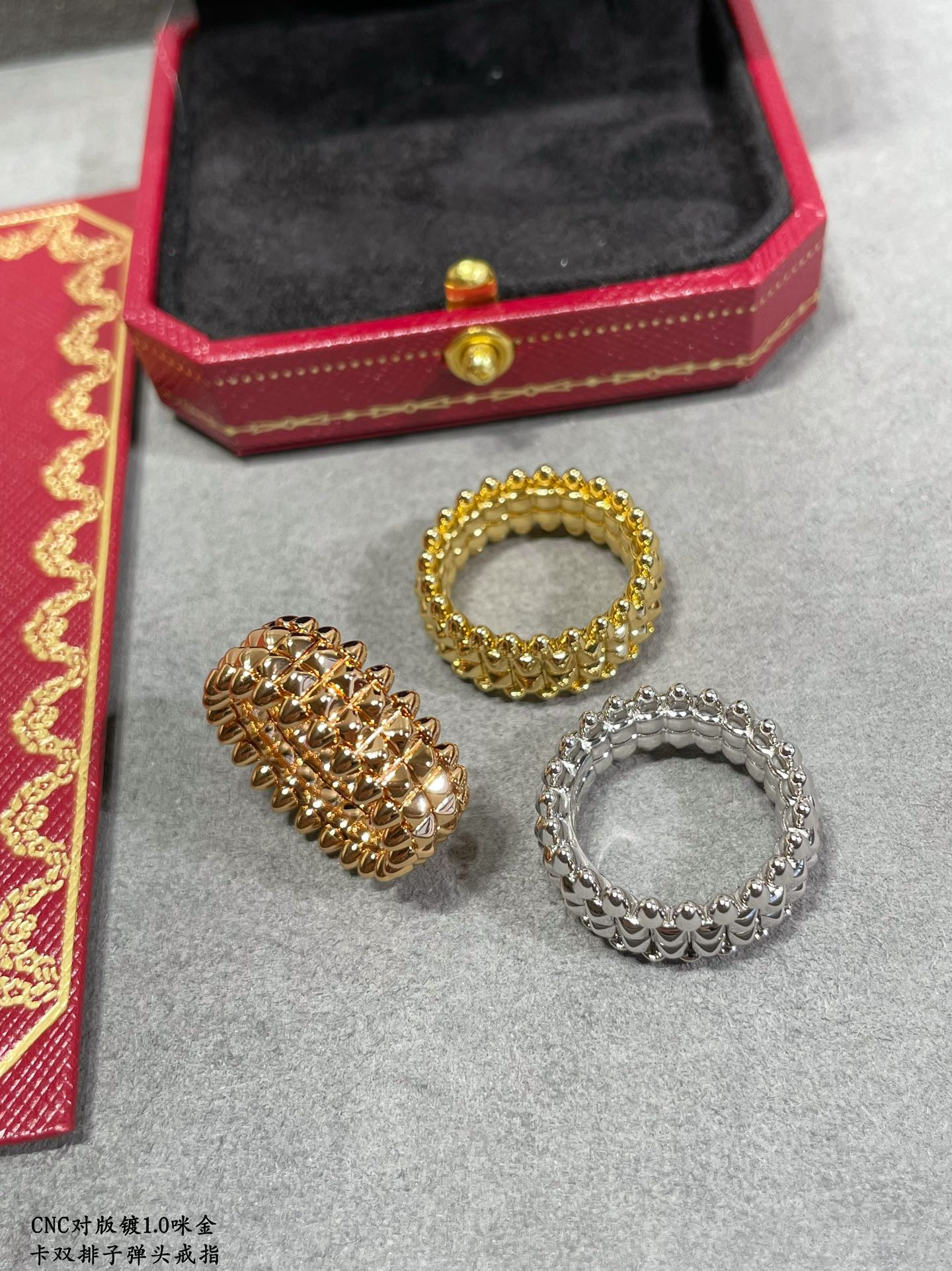 Ca*t*er Double-row bullet head Ring
