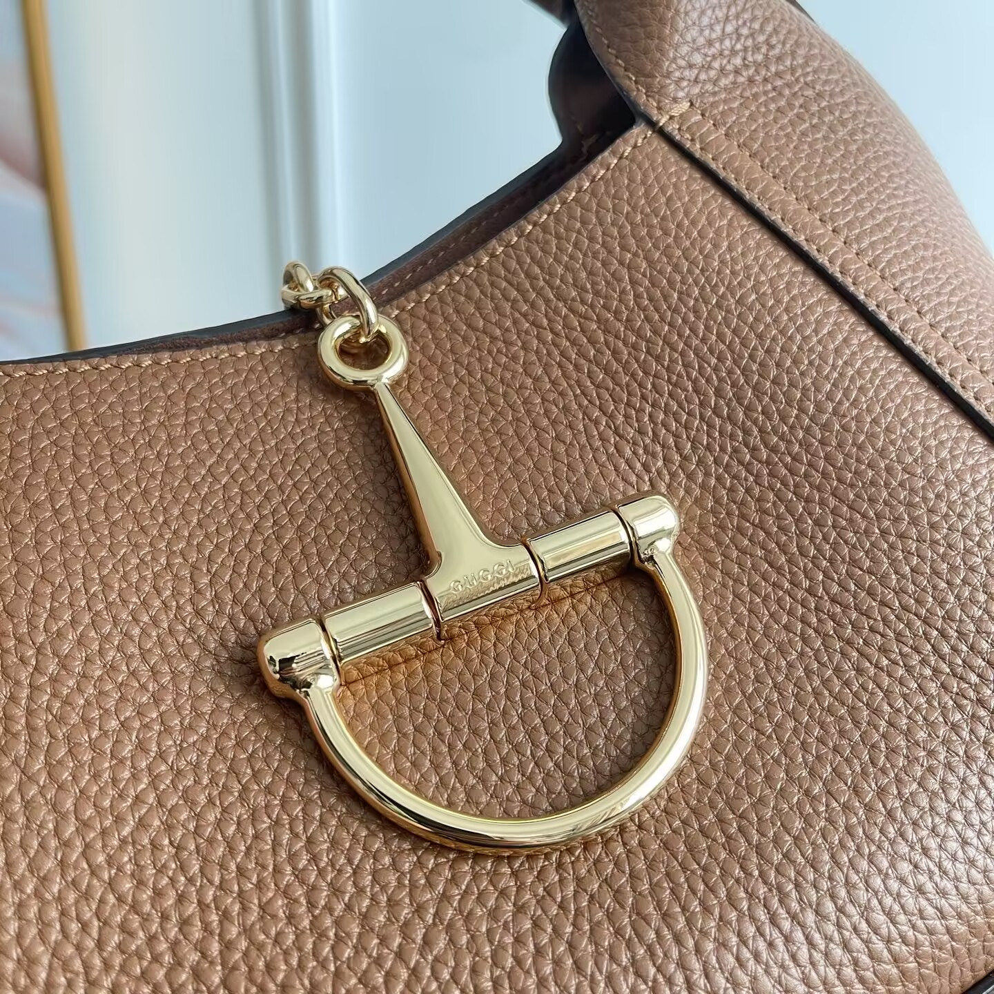 G*u*i softbit shoulder bag 27.5x21x16cm
