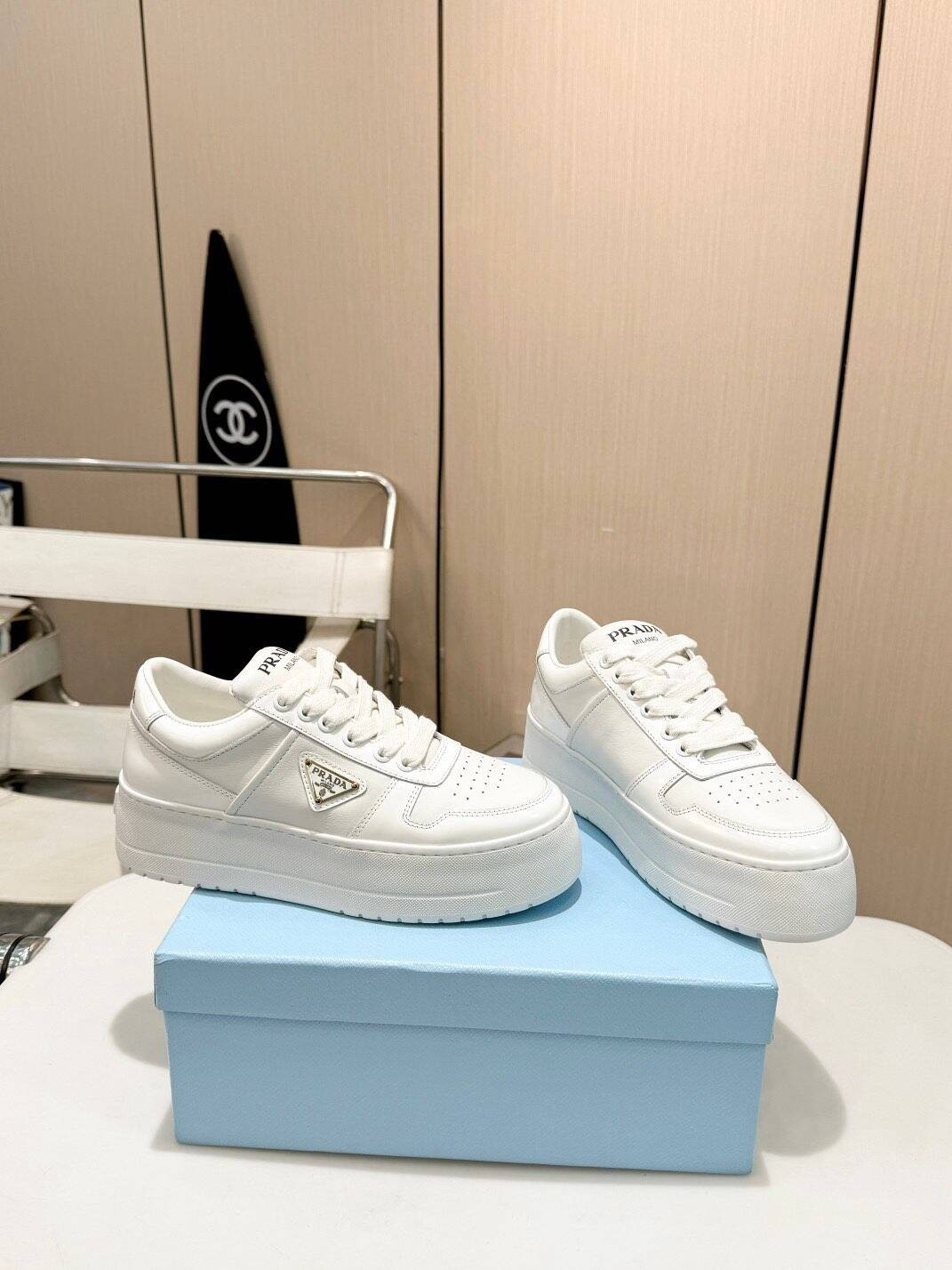 ua Pra*a downtown bold sneaker