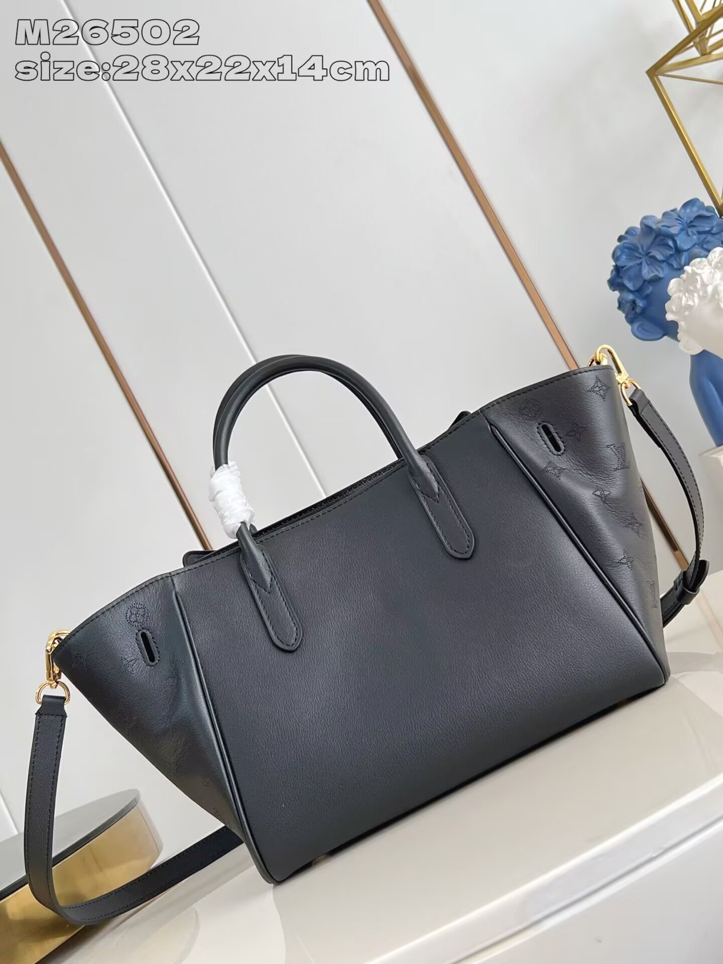 LV Vendome PM M26502 28 x 22 x 14 cm