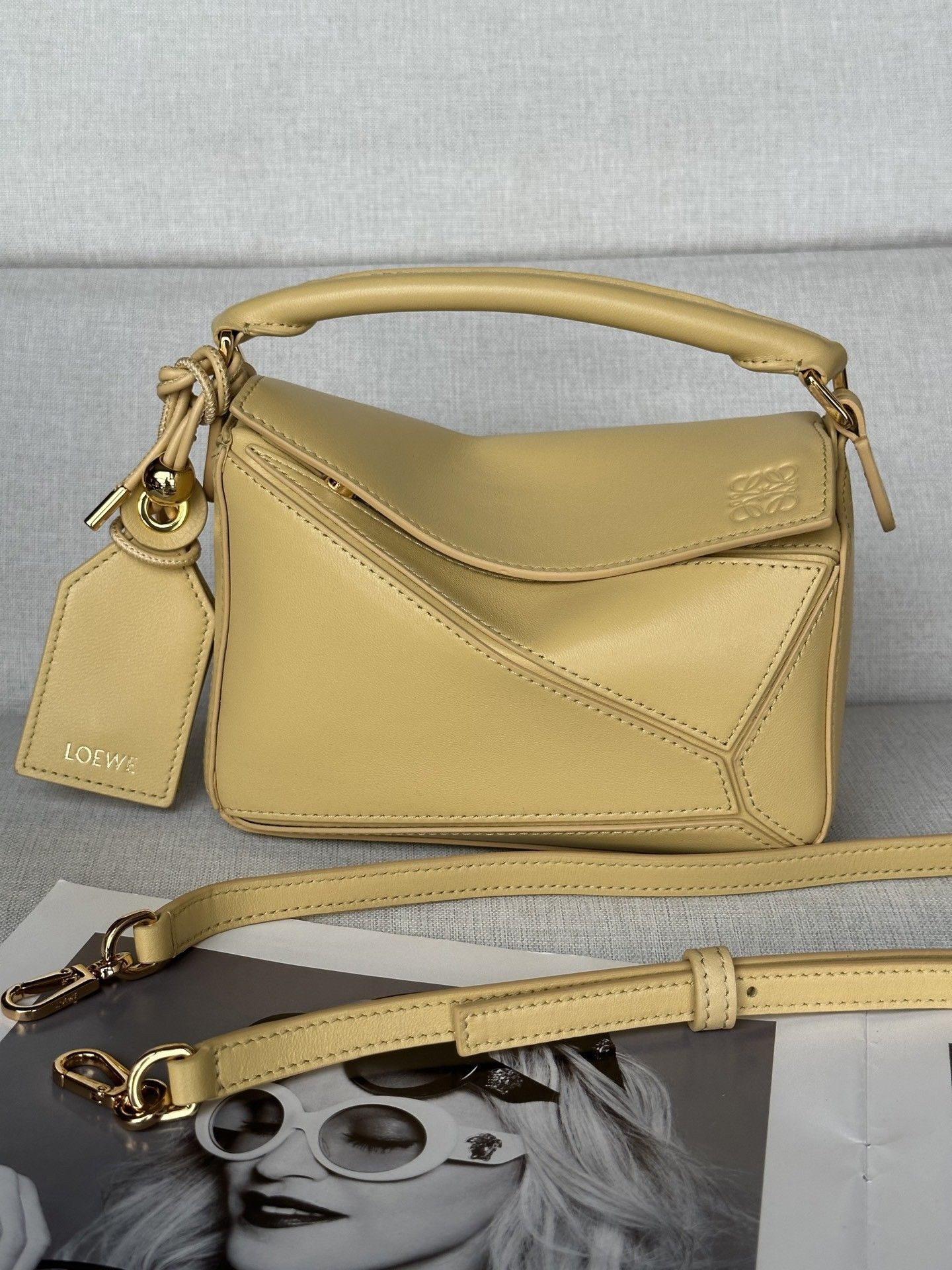 L0ew* Mini Featherlight Puzzle Bag Nappa Lambskin 18x12.5x8cm