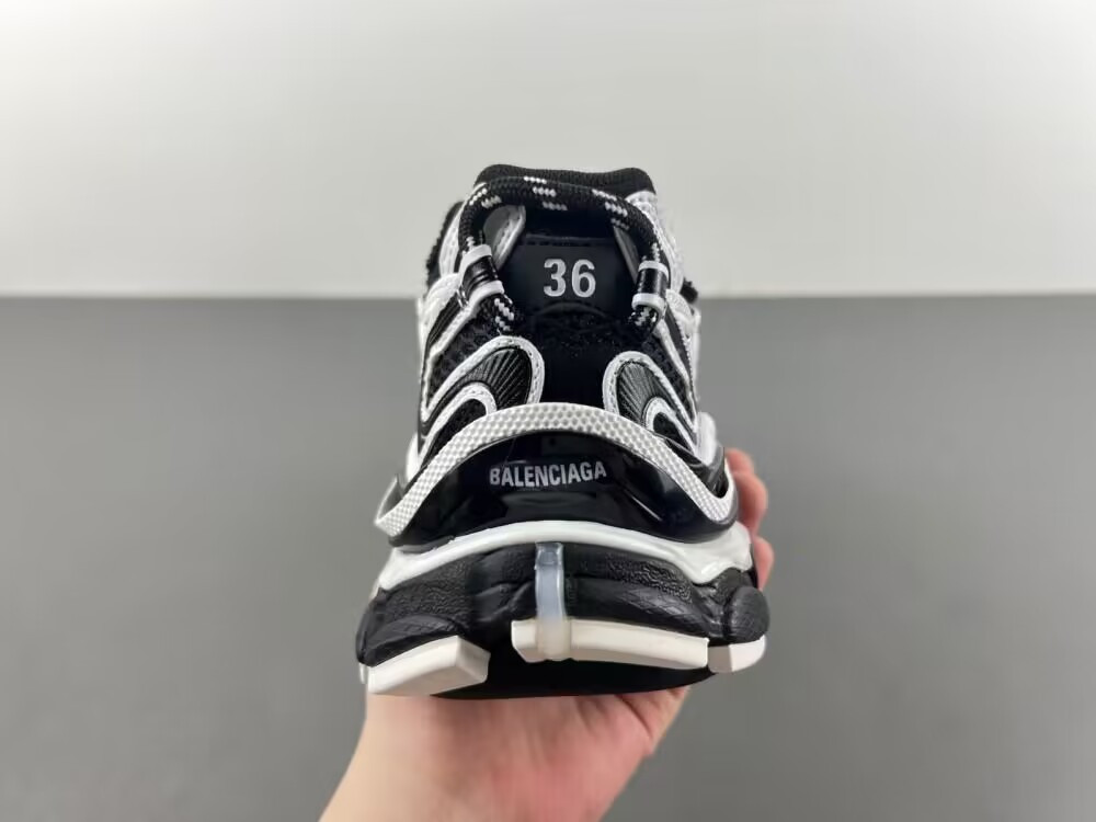 UA Ba*len*cia*ga Runner Black White