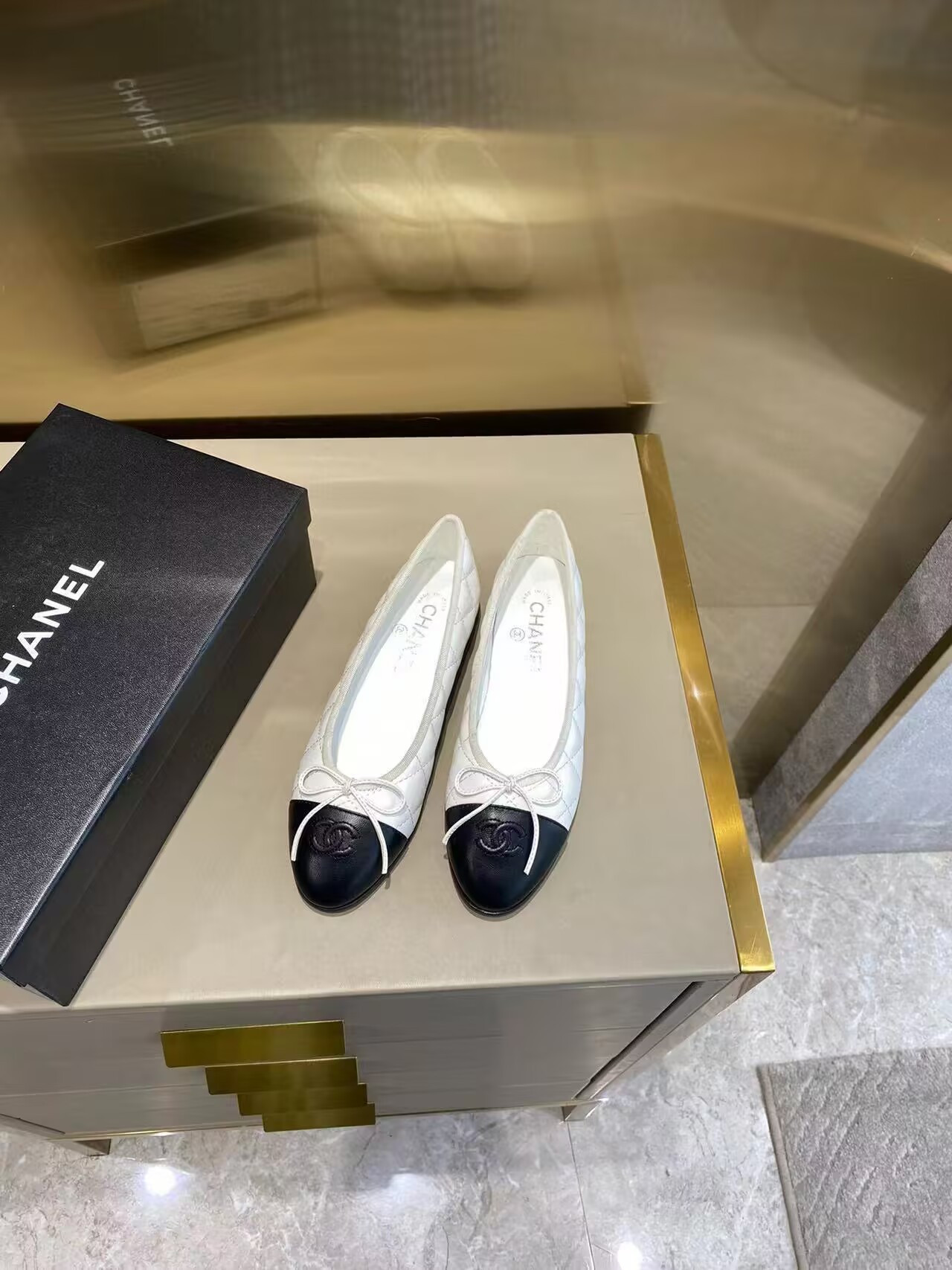 Ch*el BALLET FLATS Aged Calfskin White & Black