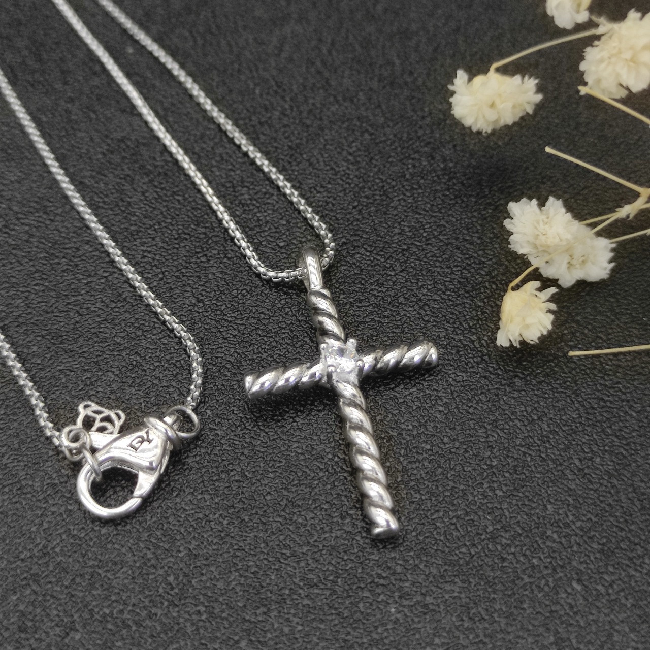 dau1d Yvrm*n cross necklace(chain length 45+5cm delay chain chain thickness 1.5mm)
