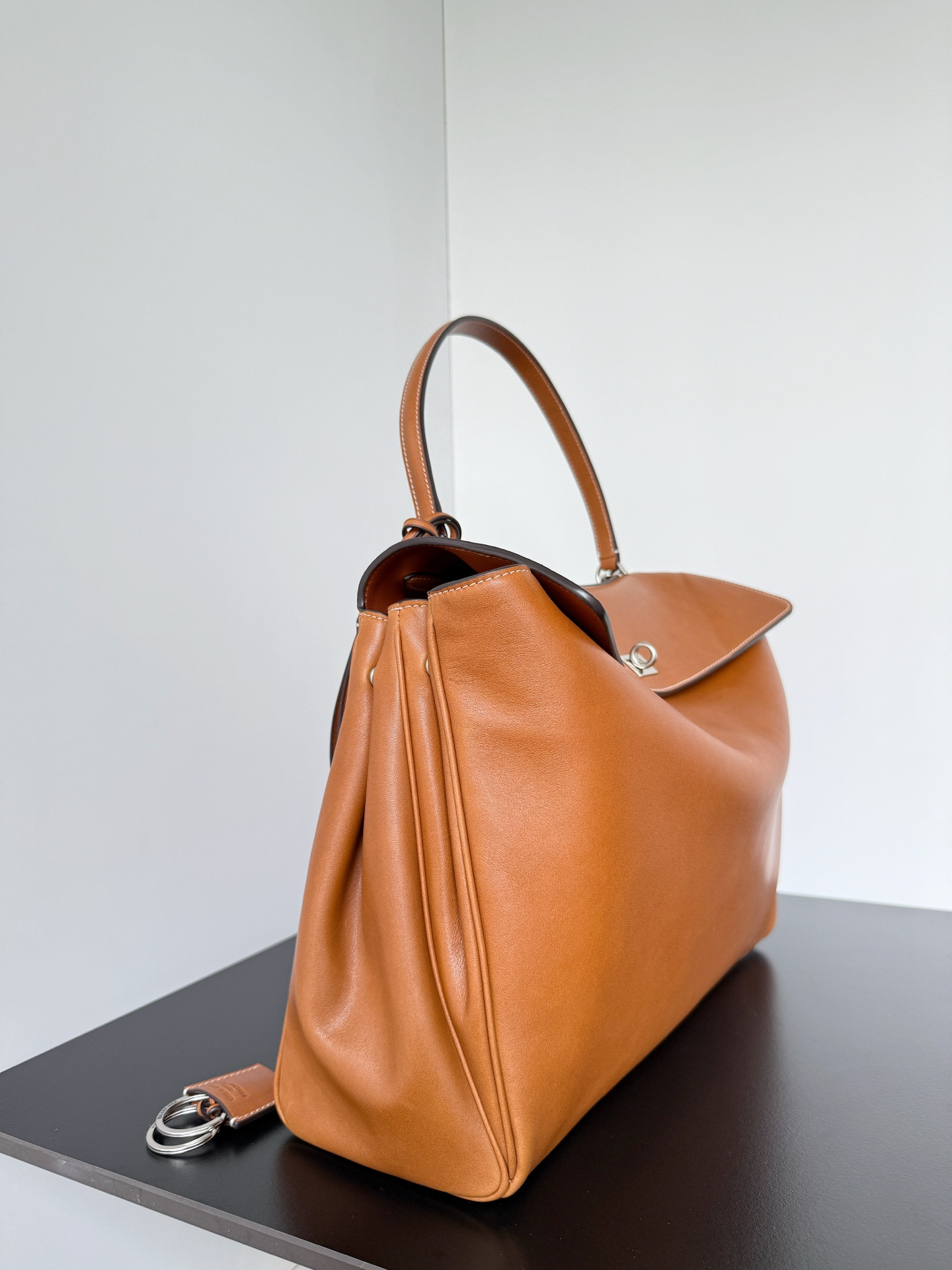 Ba*len*cia*ga Rodeo Large 39.8x29.9x12.9cm