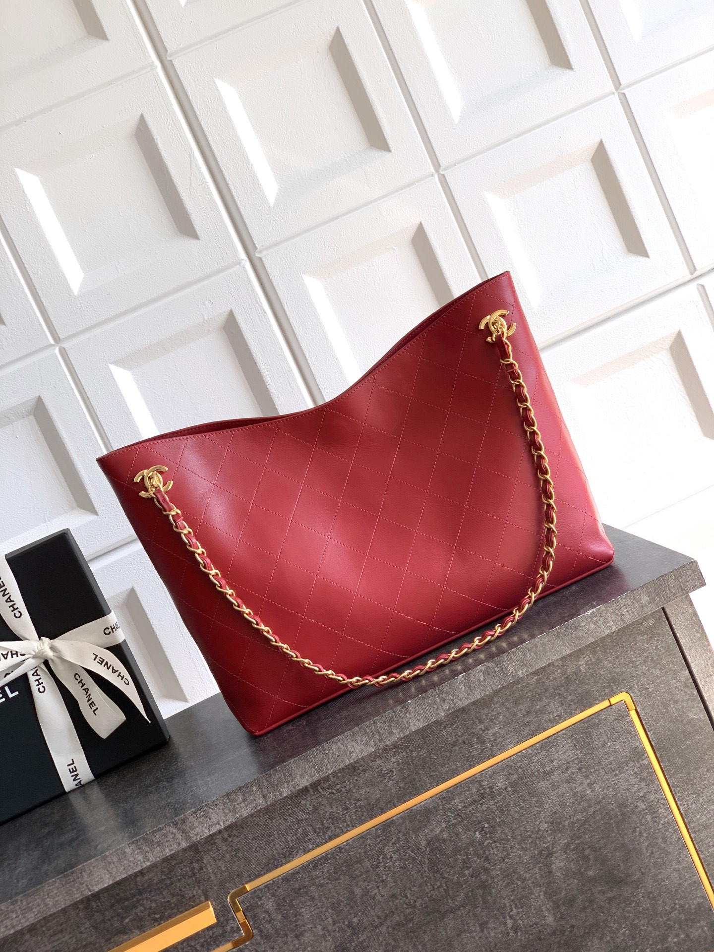 Ch*el shopping bag 38x25x9.5cm