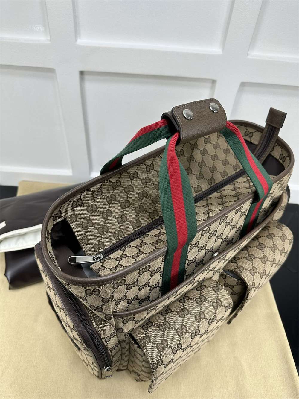 G*u*i GG diaper bag 40x35x20cm