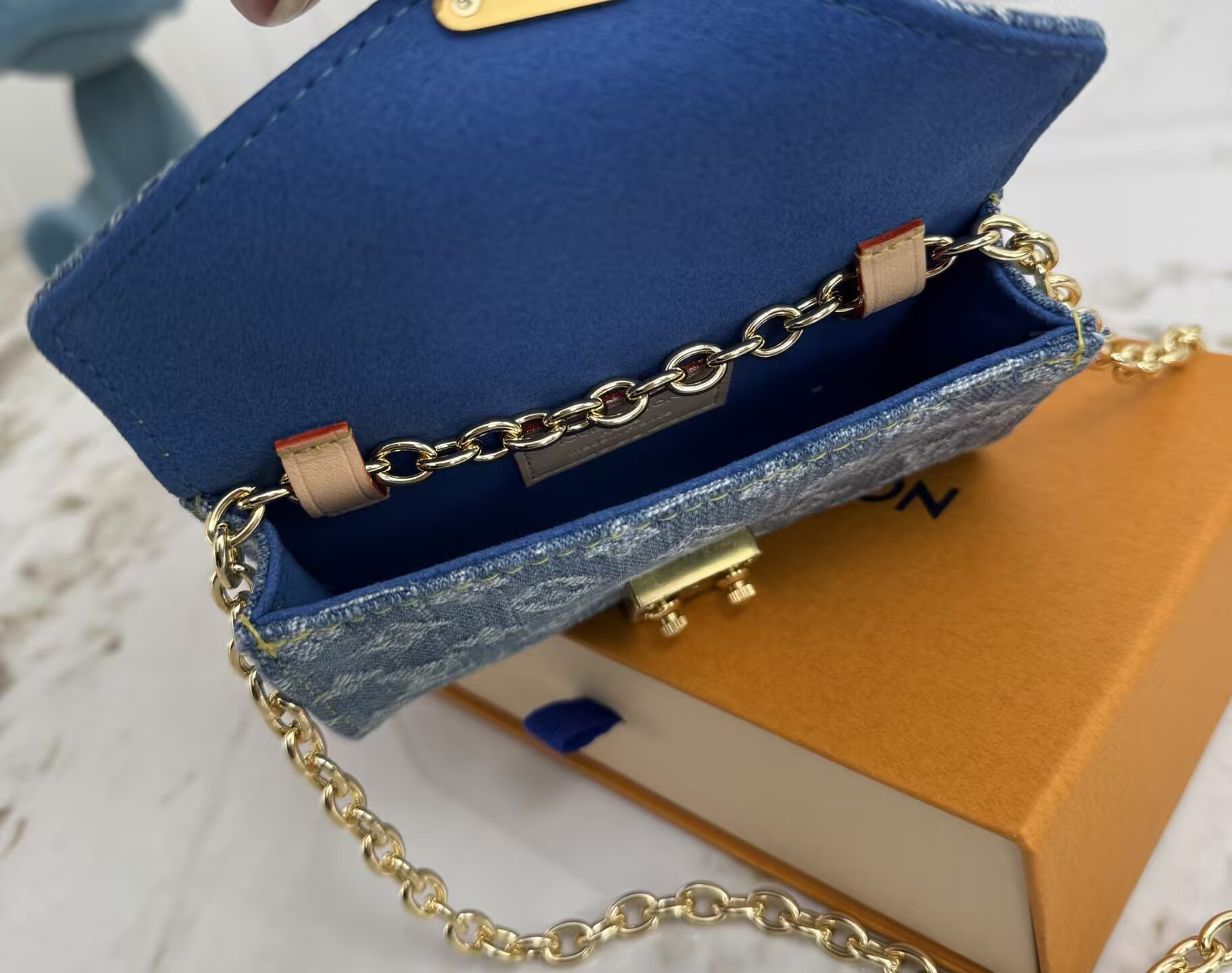 LV Pouch Metis Belt M4622Z 13.5x8cm