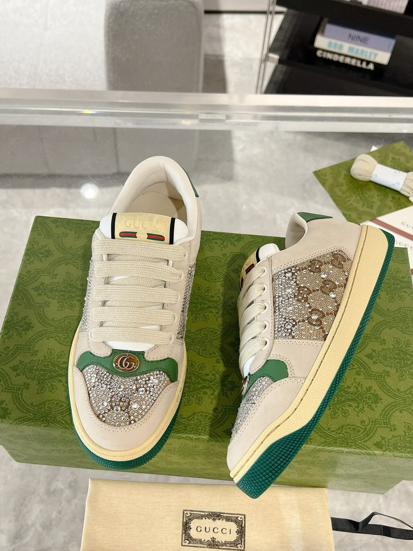 ua G*u*i gg crystal screener sneaker
