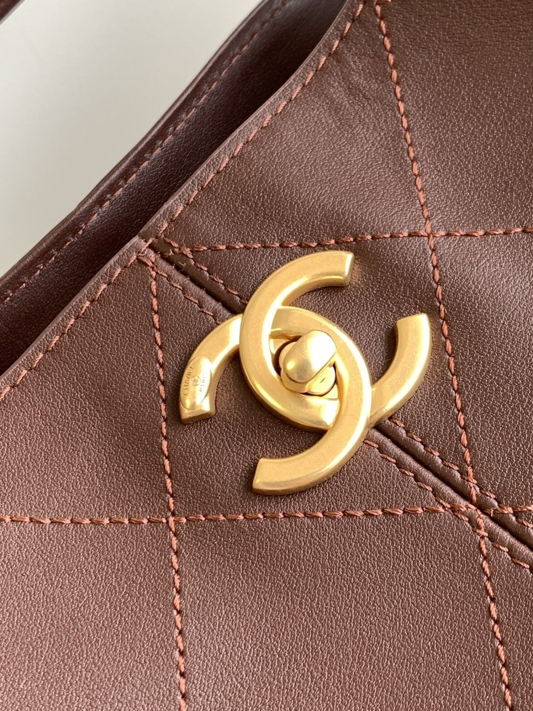 Ch*el small shopping bag as5634 24x36x14cm