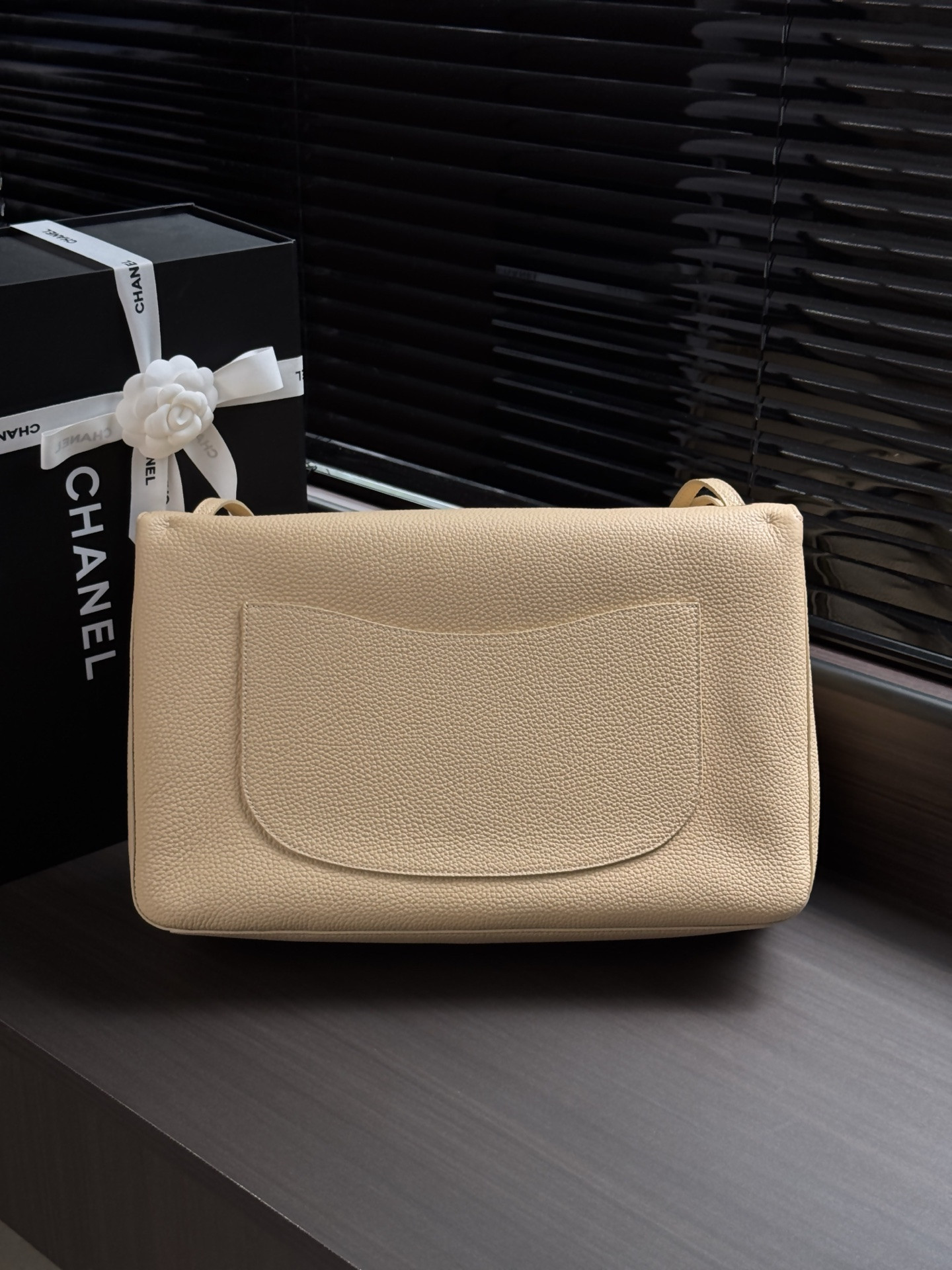 Ch*el maxi flap bag as6233 26x38.5x11cm
