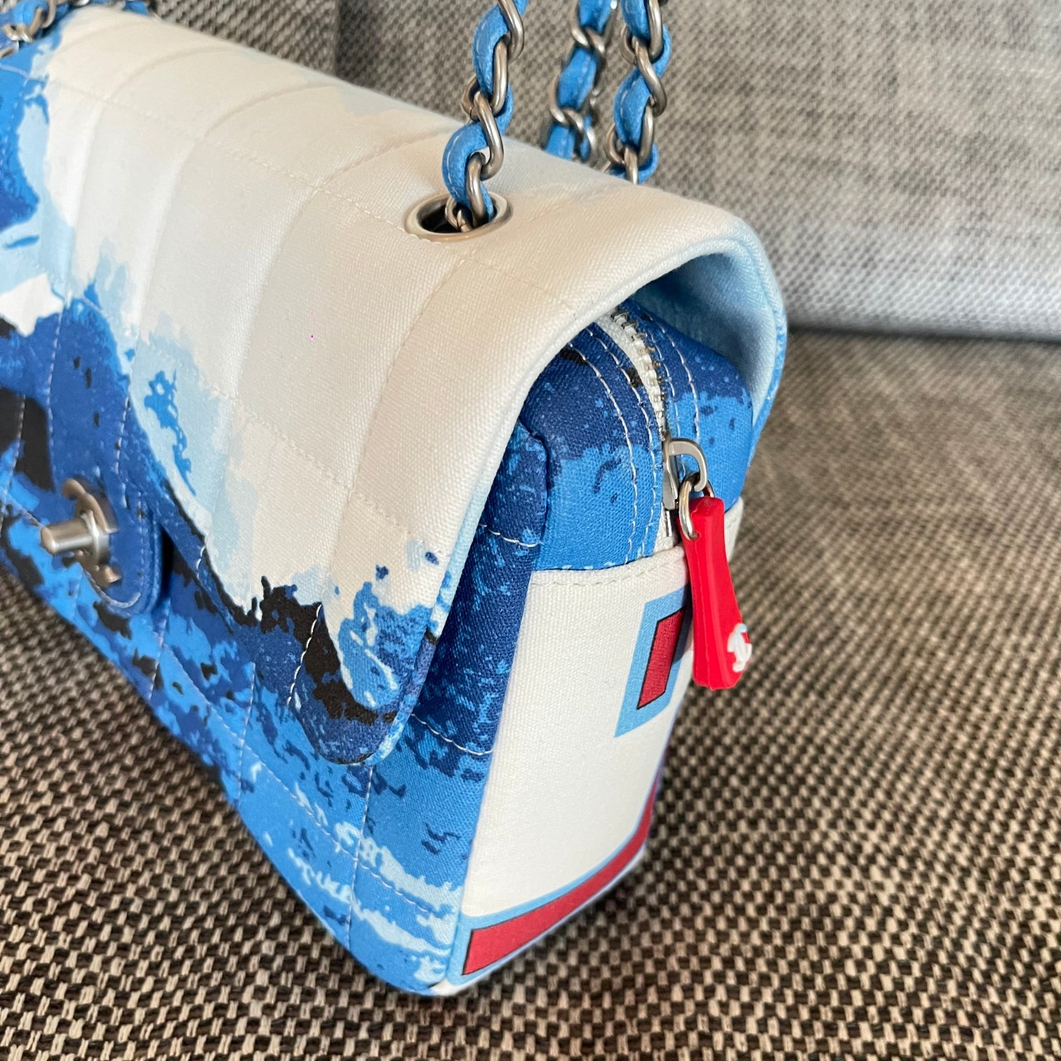 Ch*el surf line flap bag 25x15x6cm