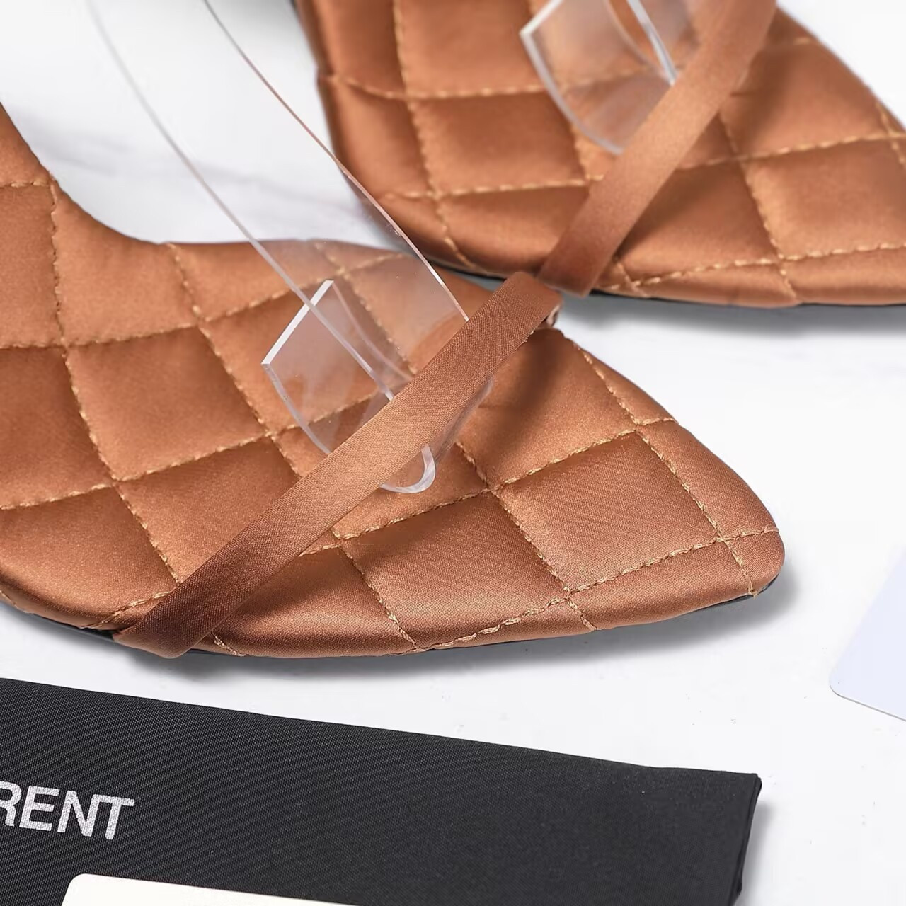 ua Y*L ivresse sandals