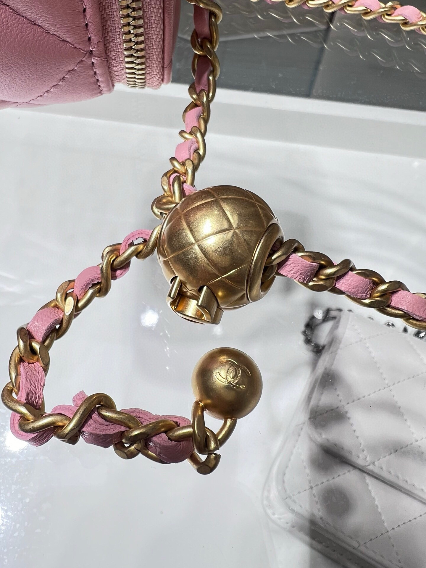 Ch*el small vanity with chain 8.5x11x7cm
