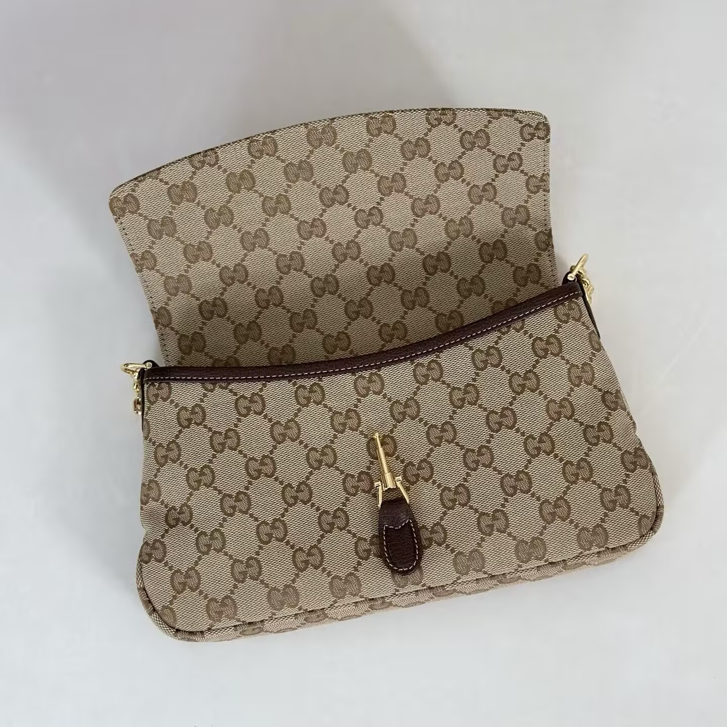 G*u*i aperitivo medium shoulder bag 26x14.5x3.5cm