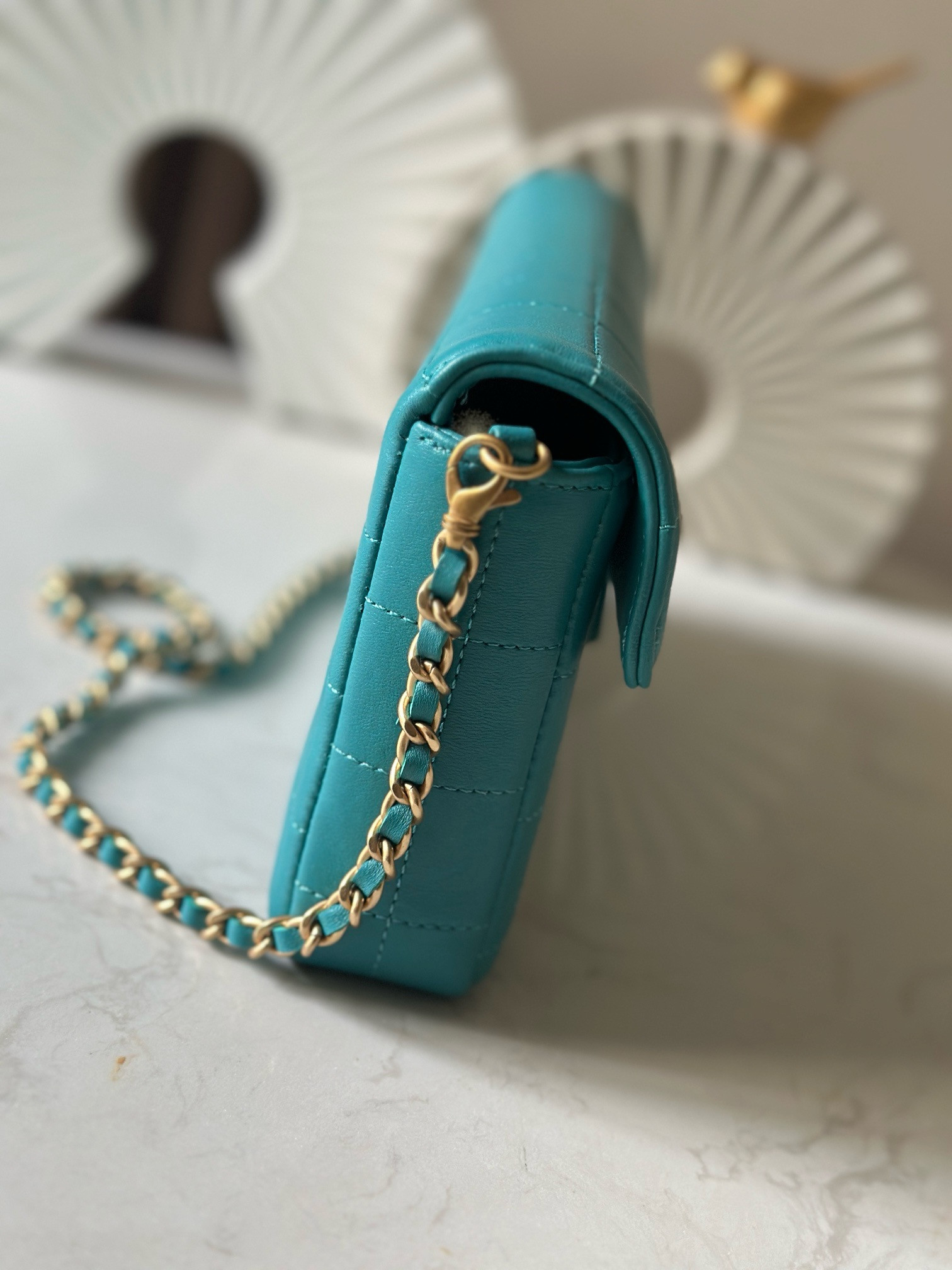 Ch*el classic chocolate bar flap chain bag 26x13x4cm