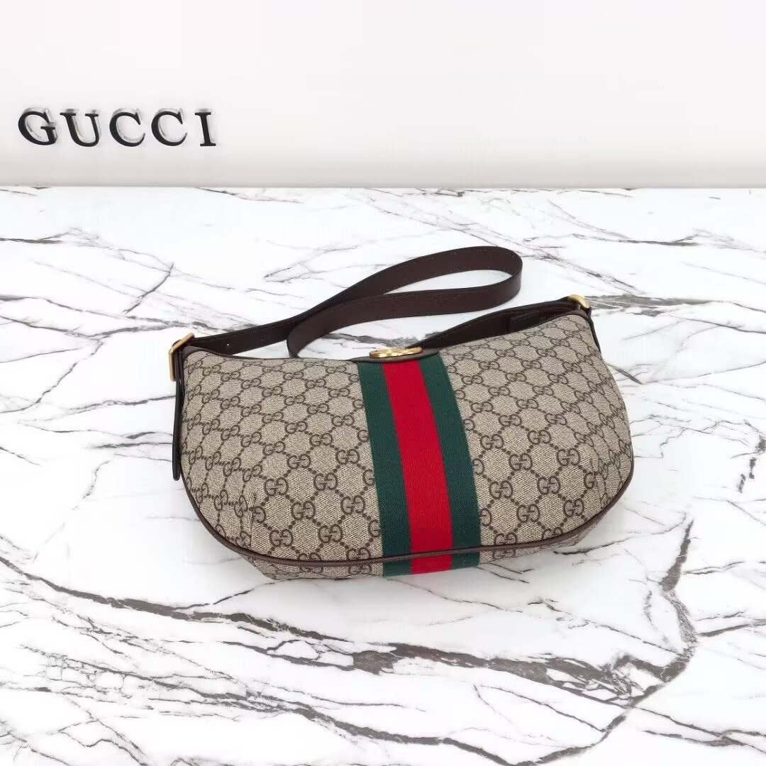 G*u*i Crossbody Bag 30x22x5.5cm