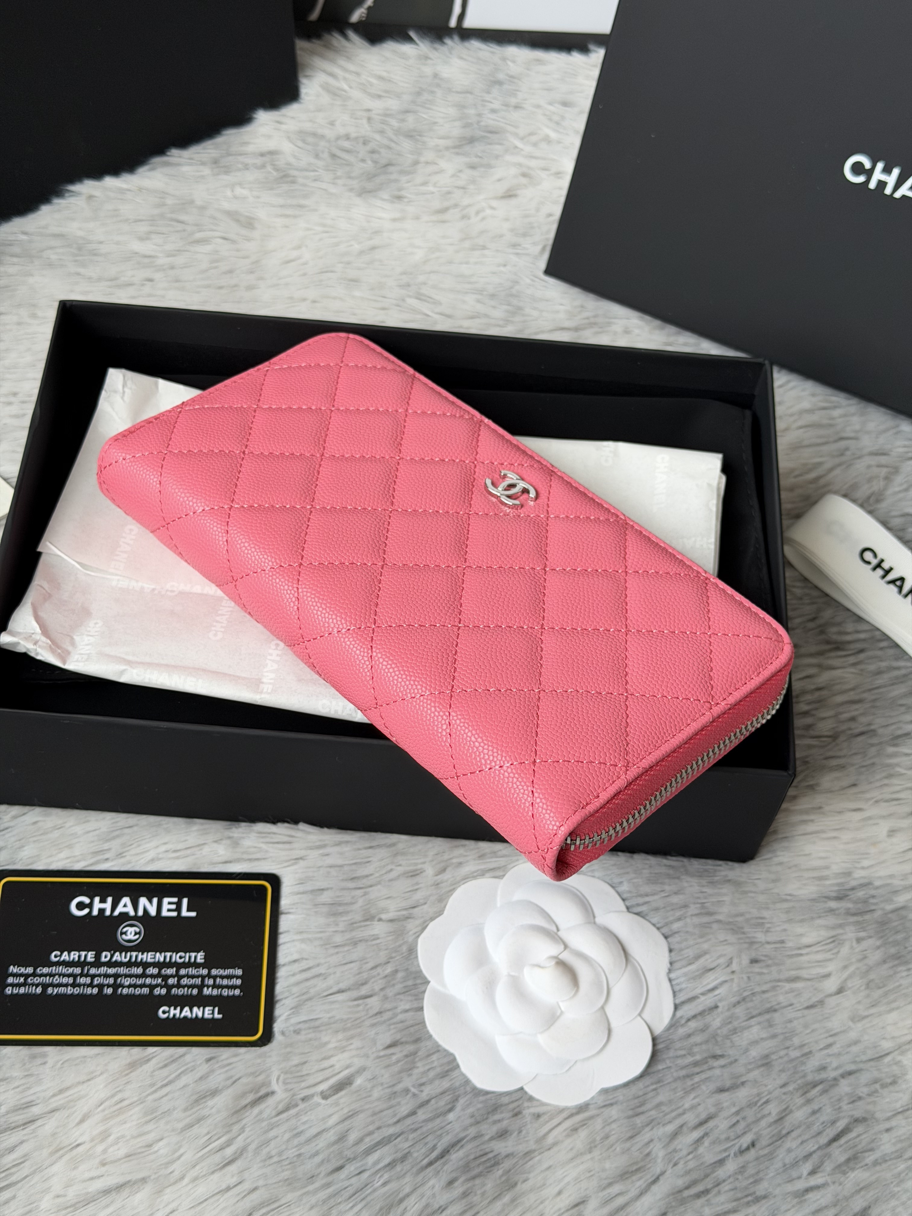 Ch*el zip around wallet 80758 10x19x3cm