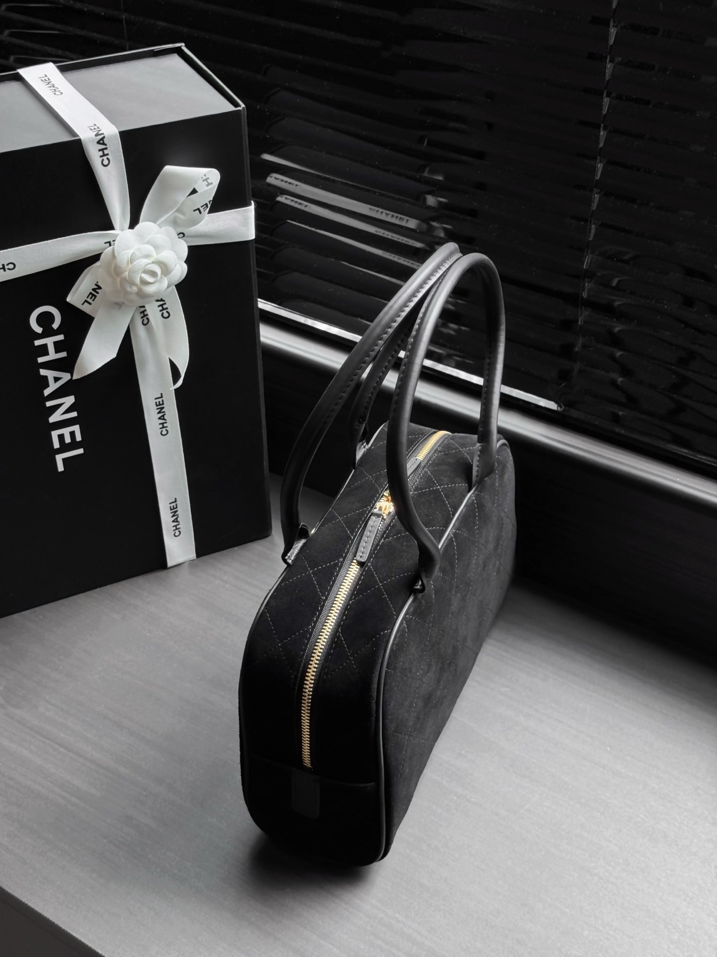 Ch*el bowling bag as6580 17x29x10cm