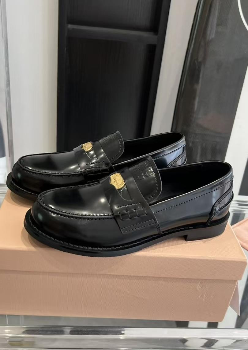 ua M1v M1v leather loafers