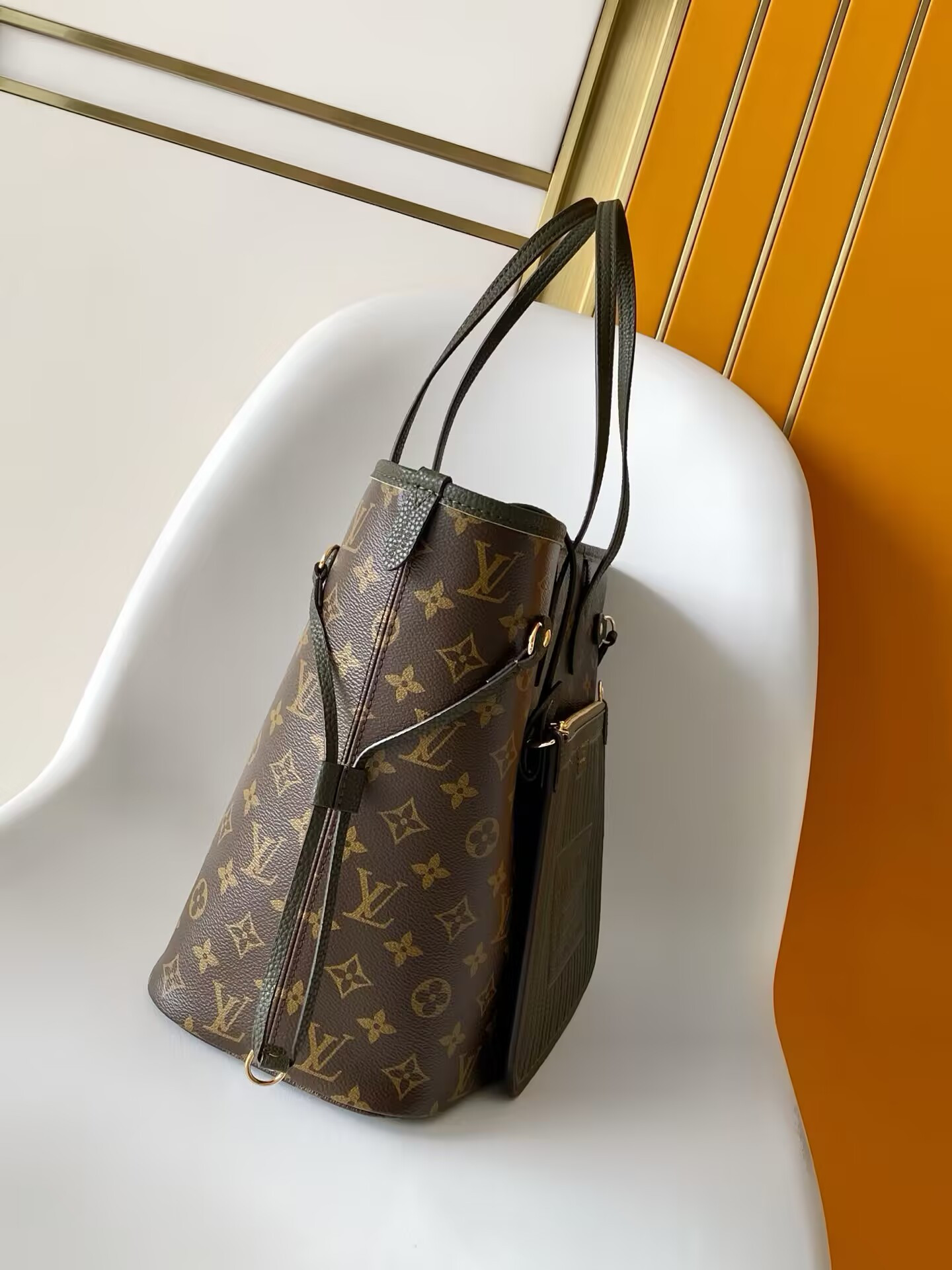 LV Neverfull MM M25664 31x28x14cm Without Box