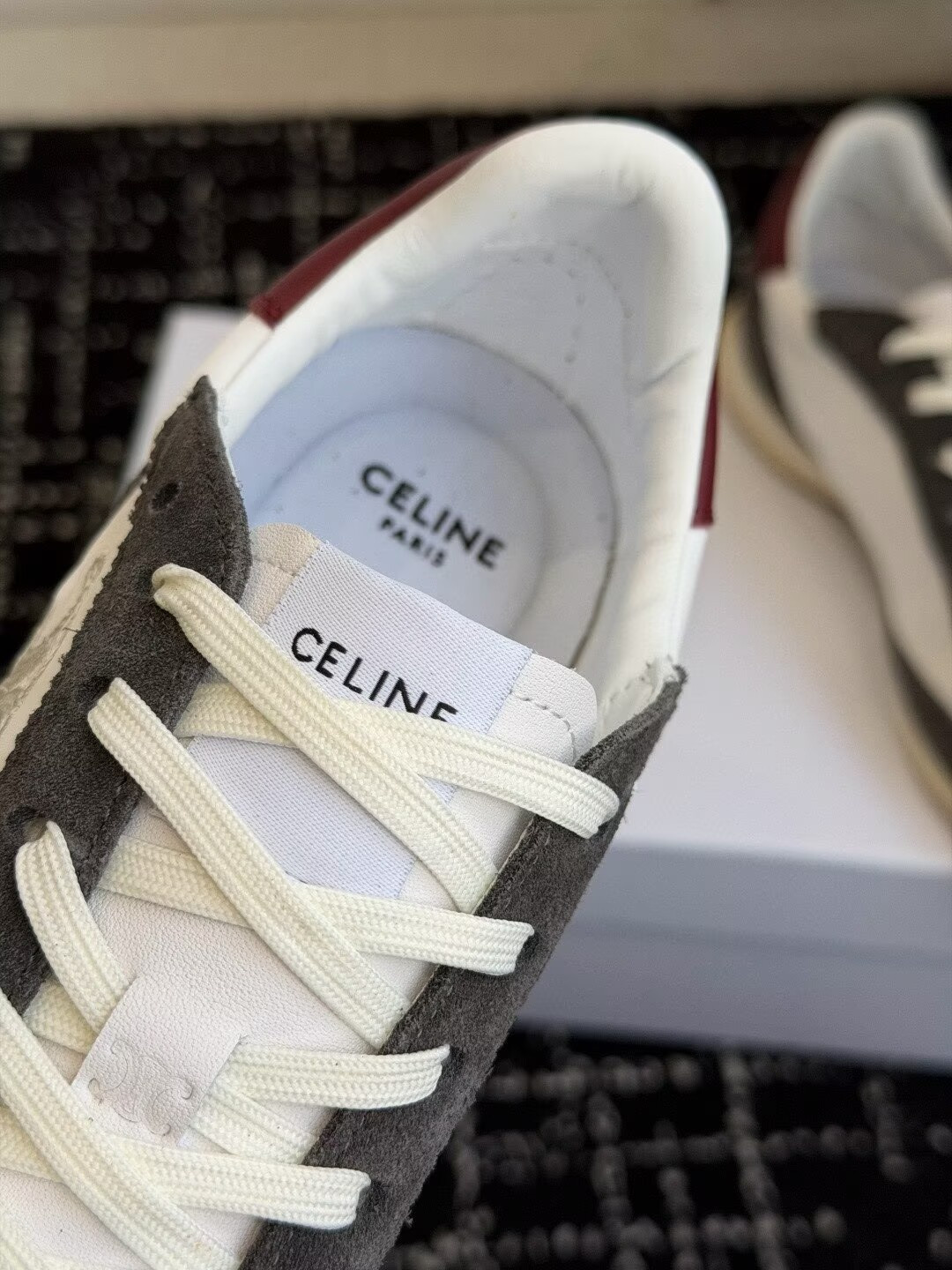 ua Ce**e race low lace-up sneaker