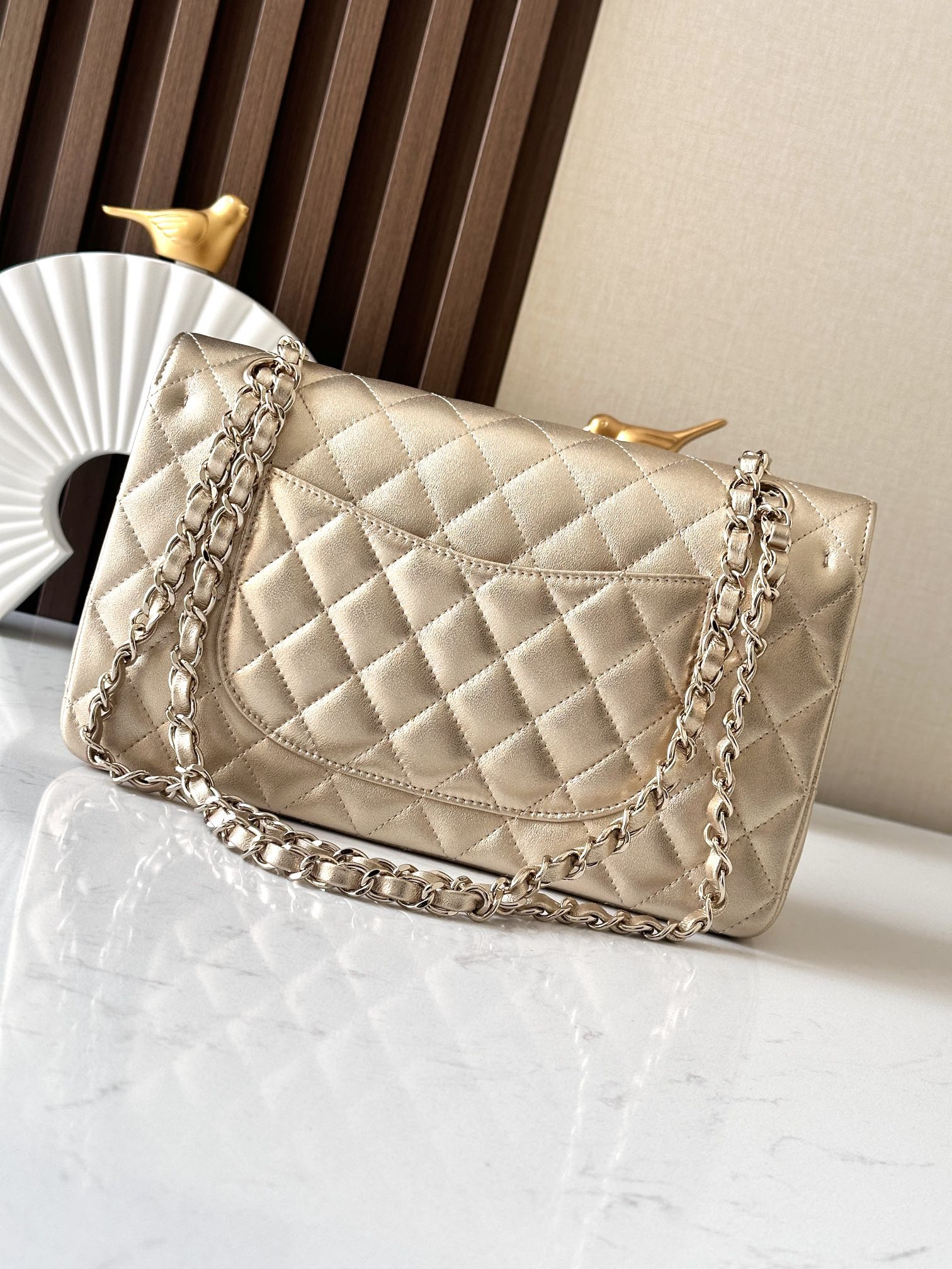 Ch*el classic flap a01112 gold 15.5×25.5×6.5cm