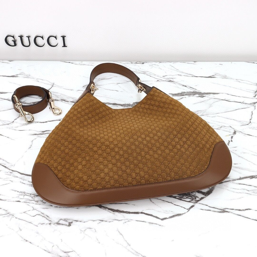 G*u*i B Shoulder Bag 42x 36x 2cm