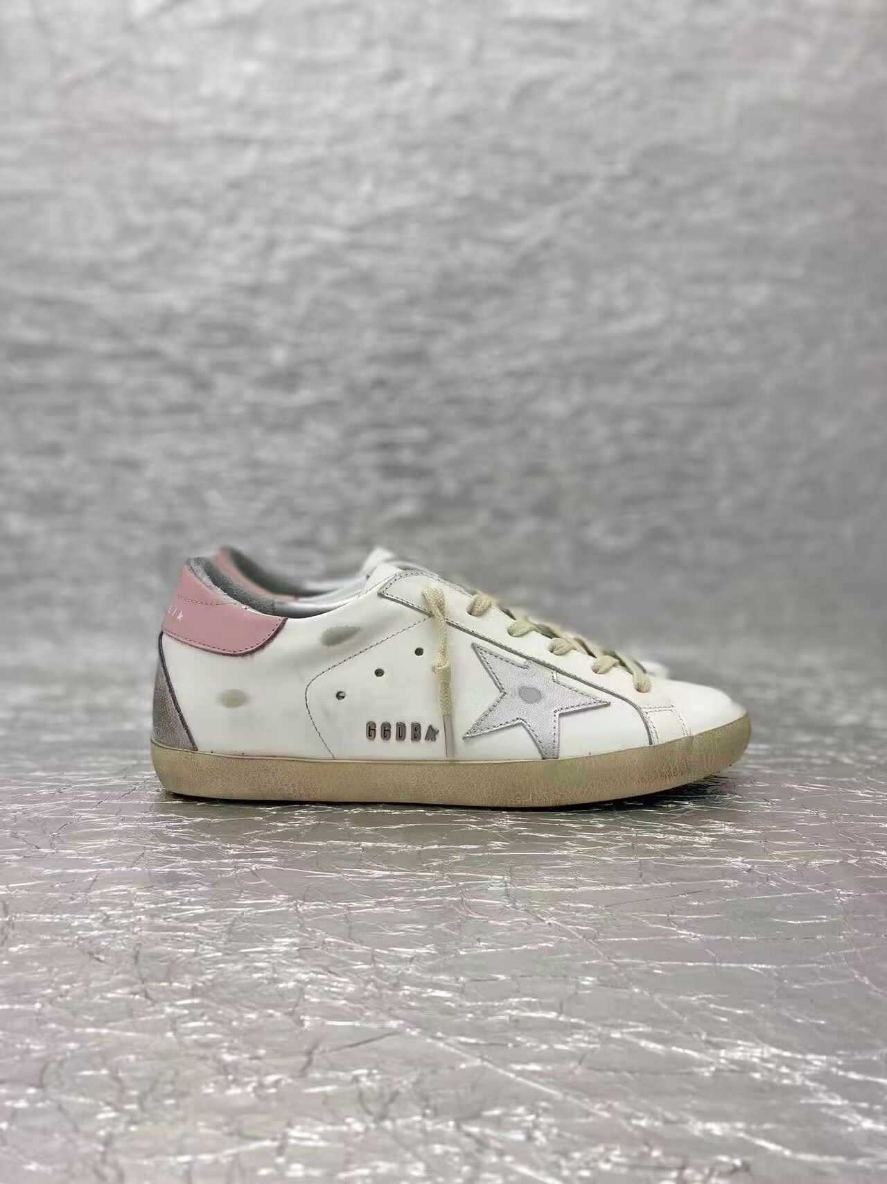 UA Golden Go*e S*per-Star Sneaker
