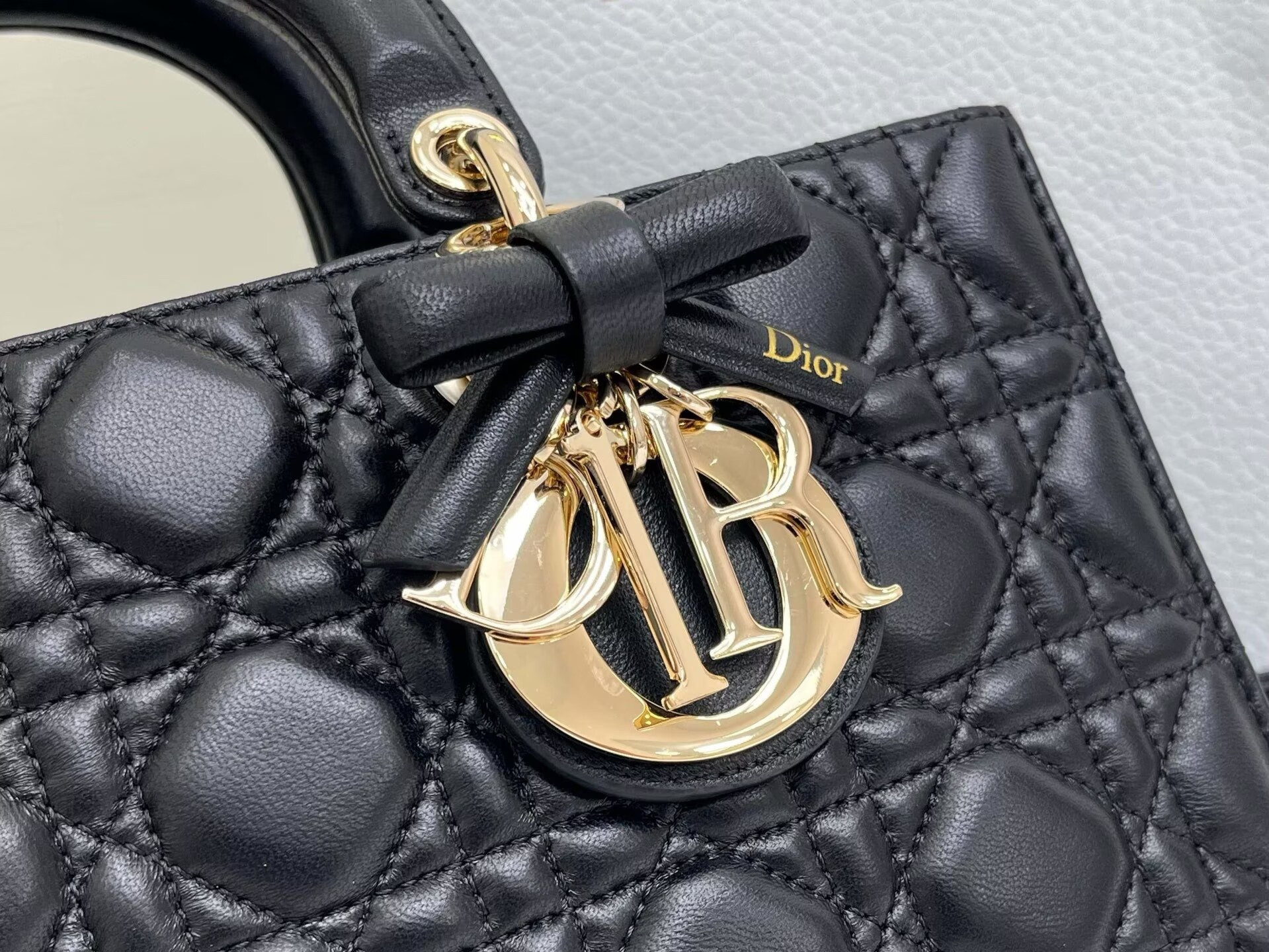 D*or medium lady d-joy bag 26 x13.5 x 5 cm