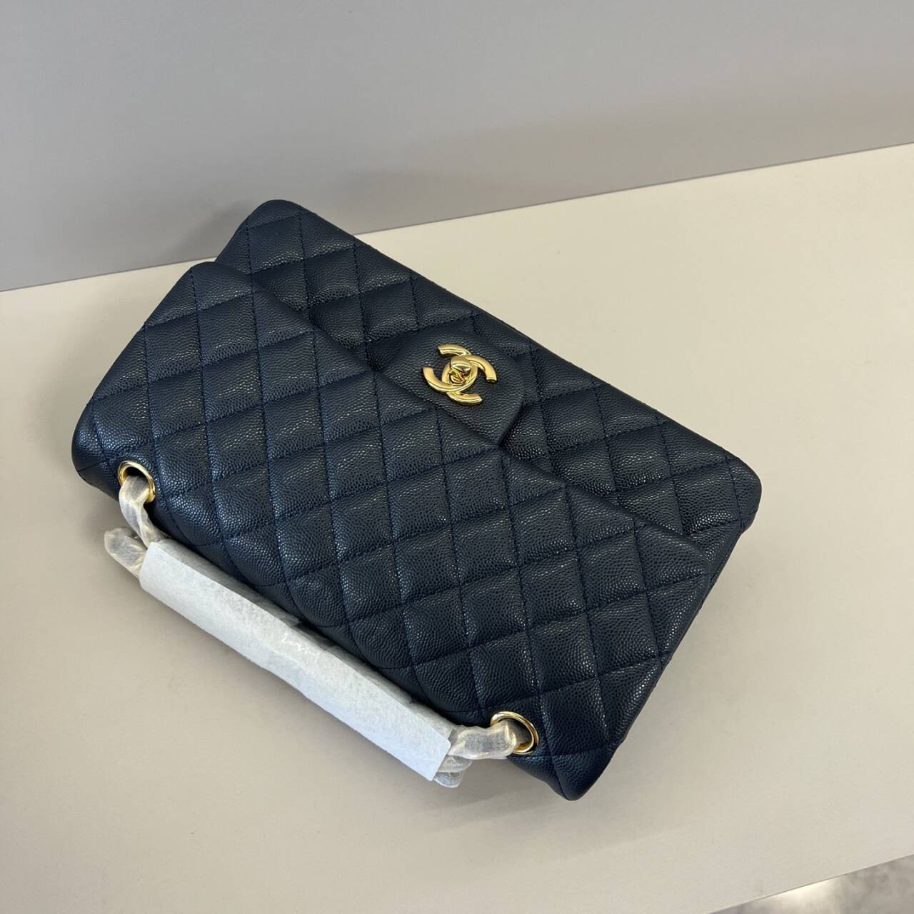 Ch*el classic flap bag 15x25.5x6cm